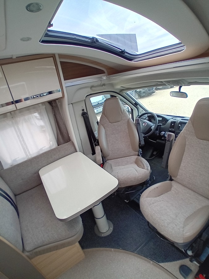 0000006162_profile_dethleffs_globebus_t1_fiat_ducato_2_3l_130_cv_20173.jpg