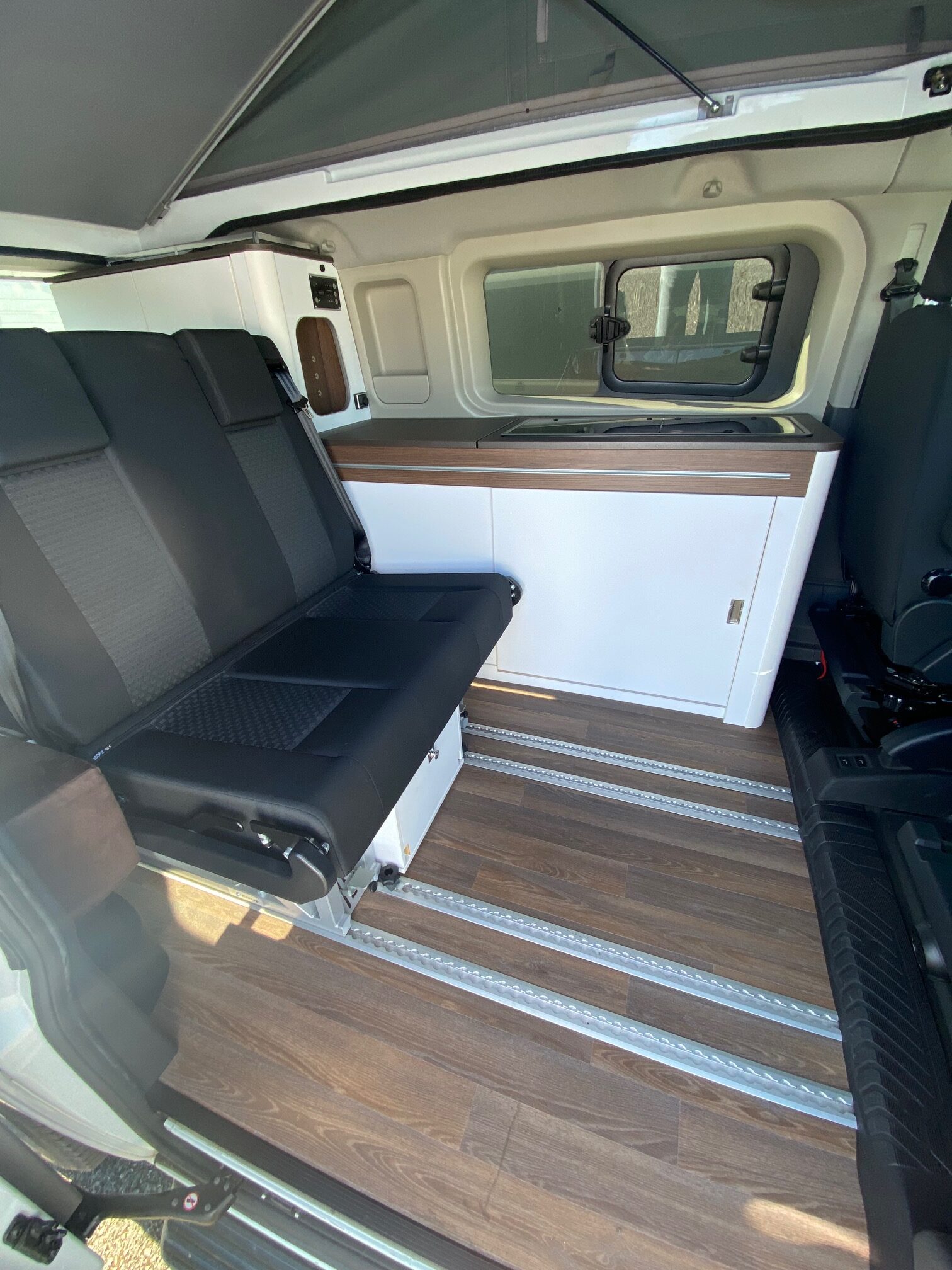0000010062_van_laika_kosmo_urban_ford_2_0l_tdci_130cv_bva_20226.jpg
