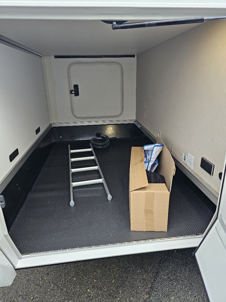 0000011026_profile_hymer_tramp_s_695_mercedes_417cdi_170cv_bva_20252.jpg