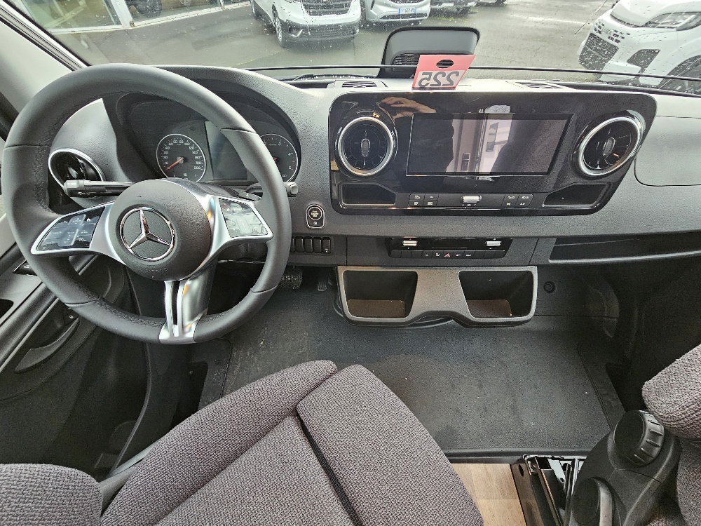 0000011026_profile_hymer_tramp_s_695_mercedes_417cdi_170cv_bva_20254.jpg