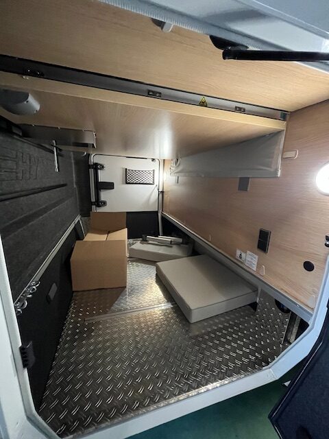 0000011029_integral_hymer_bml_i_790_mercedes_417cdi_170cv_bva_20253.jpg