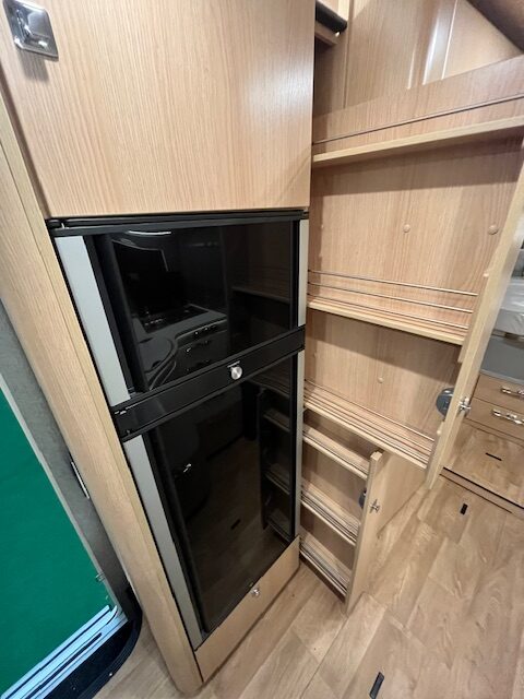 0000011029_integral_hymer_bml_i_790_mercedes_417cdi_170cv_bva_20257.jpg