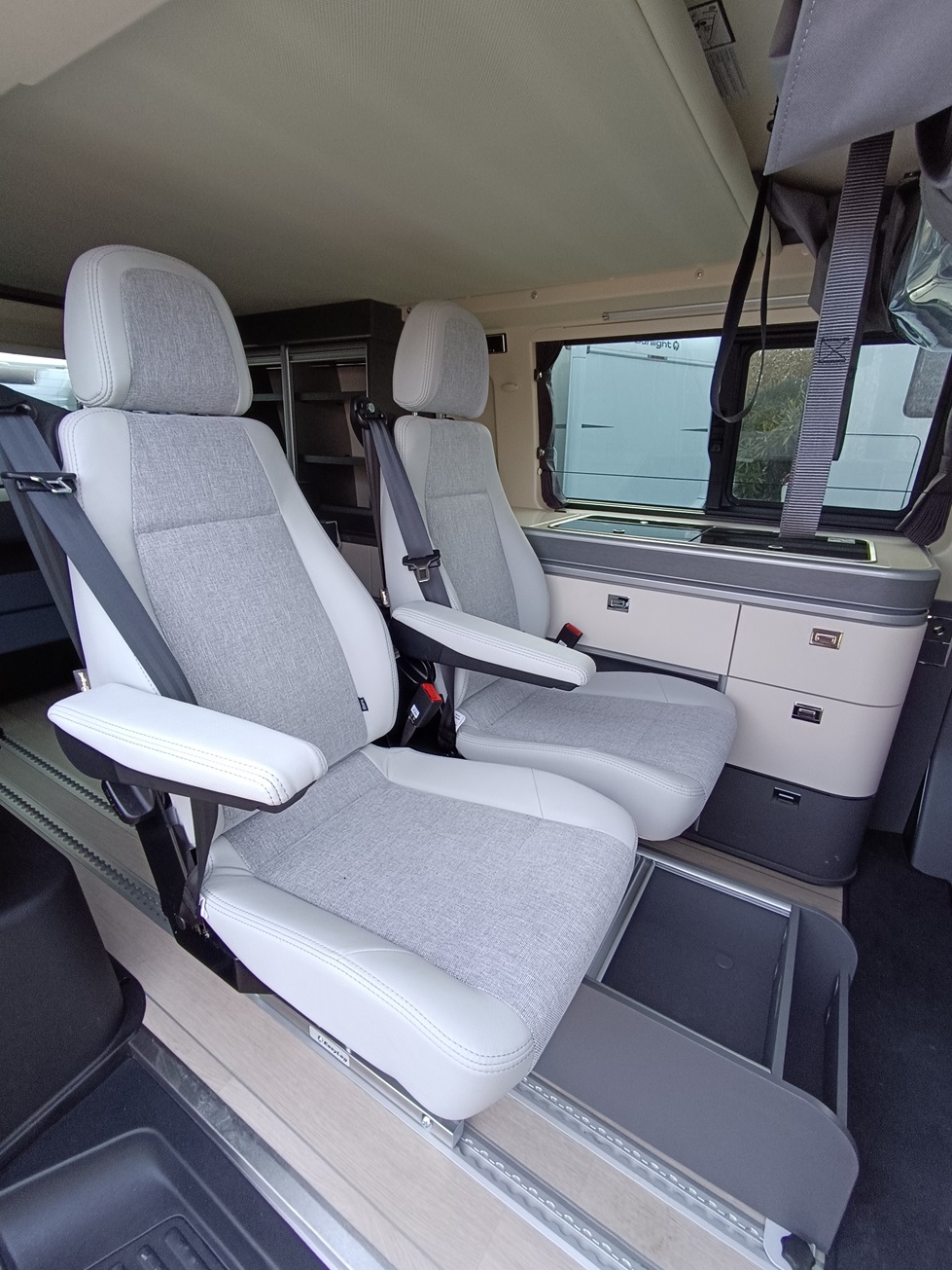 0000011855_van_westfalia_kepler_six_vw_2_0l_150cv_bva_20243.jpg