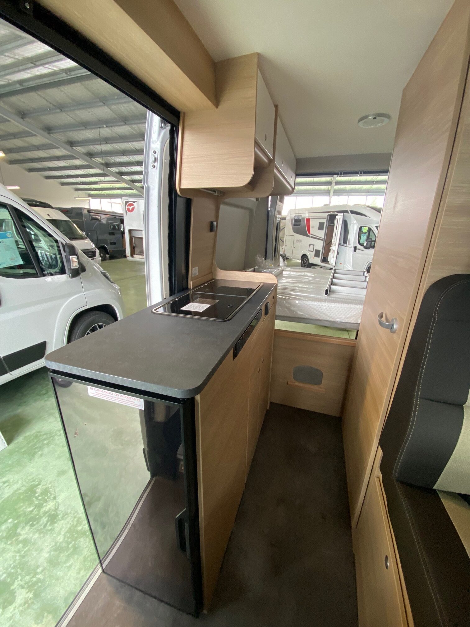 0000012036_fourgon_roadcar_r_540_toit_relevable_fiat_ducato_2_2l_140cv_20243.jpg