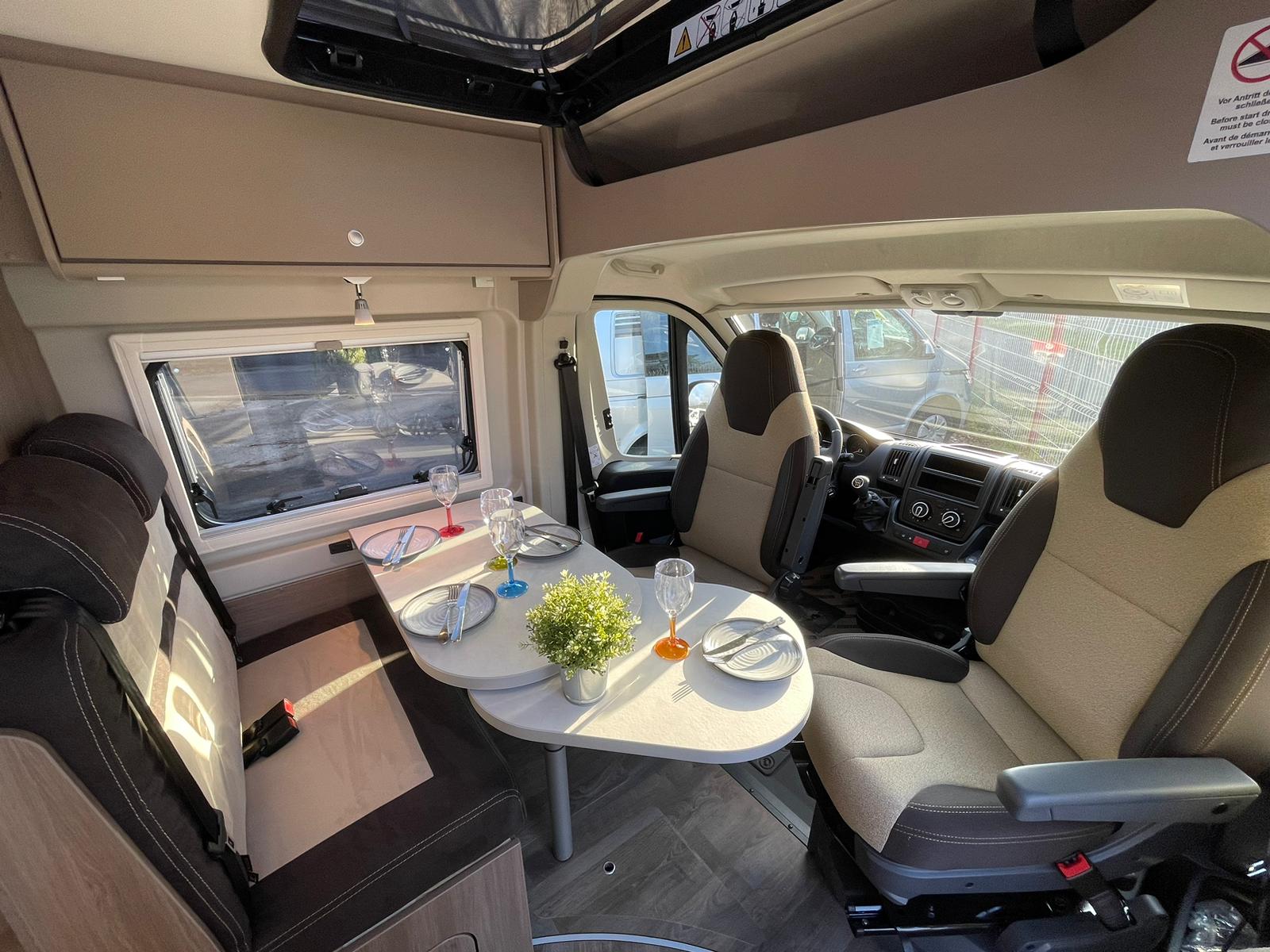 0000012449_fourgon_carado_cv600_pro_toit_relevable_fiat_2_2l_140cv_20245.jpg