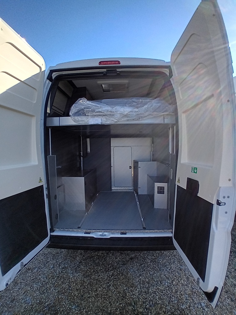 0000012748_fourgon_dreamer_camper_sport_fun_fiat_ducato_2_2l_140cv_20252.jpg