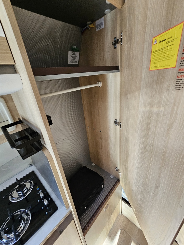 0000012750_fourgon_campereve_family_van_peugeot_2_2l_140cv_bva_202511.jpg