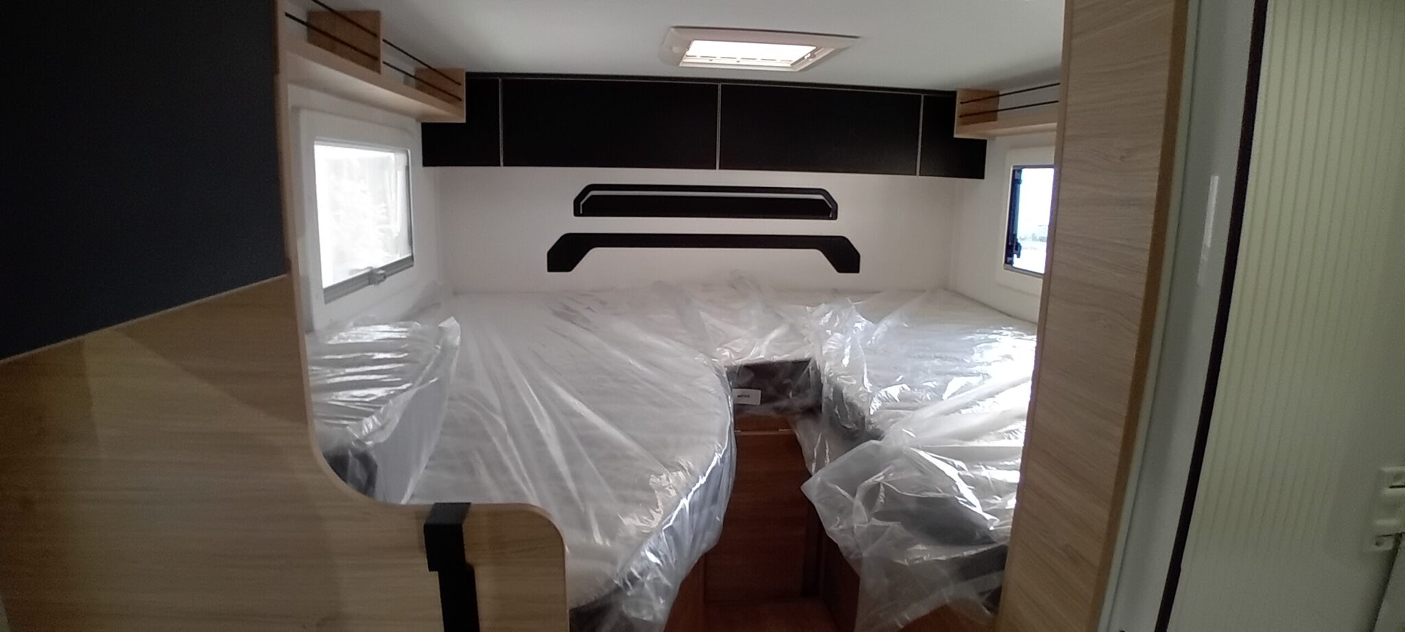 0000012839_profile_chausson_s697_sport_line_ford_transit_2_0l_165cv_20252.jpg