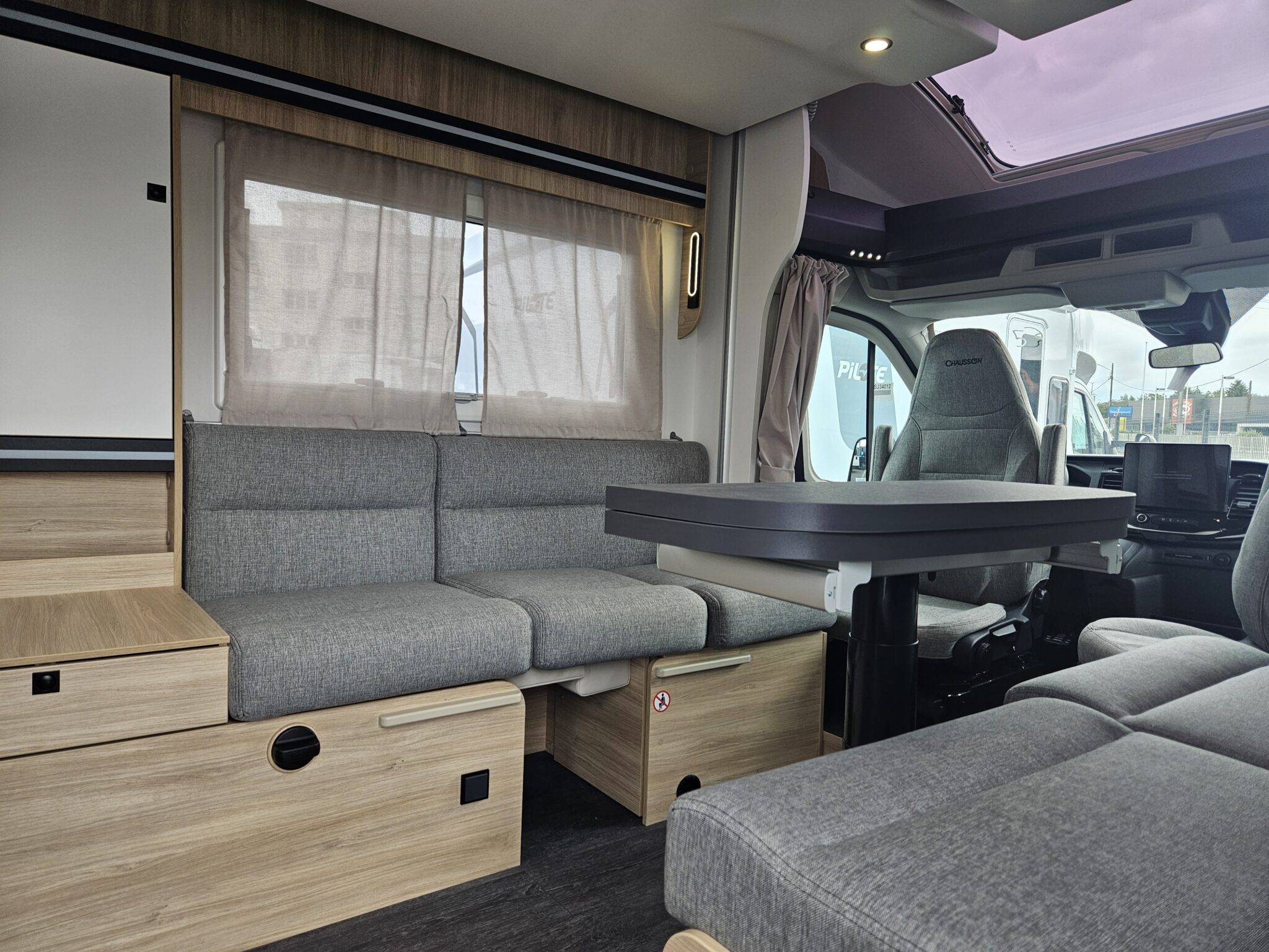 0000012842_profile_chausson_630_first_line_ford_2_0l_130cv_bva_20257.jpg