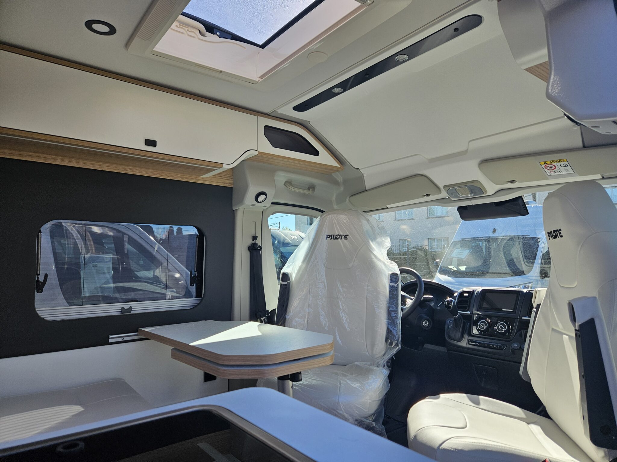 0000012971_fourgon_pilote_v600g_evidence_fiat_ducato_2_2l_140cv_20256.jpg