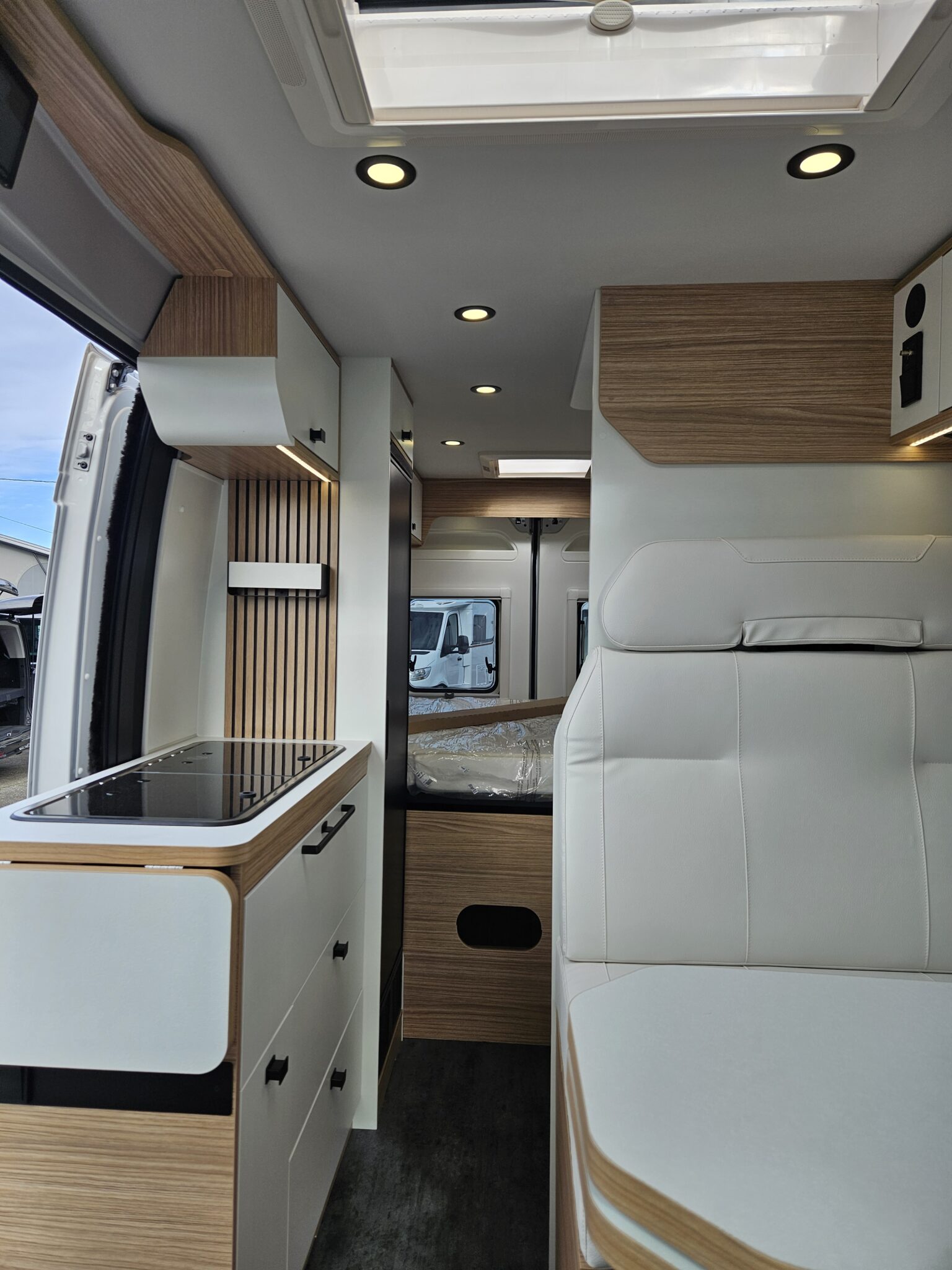 0000012971_fourgon_pilote_v600g_evidence_fiat_ducato_2_2l_140cv_20259.jpg