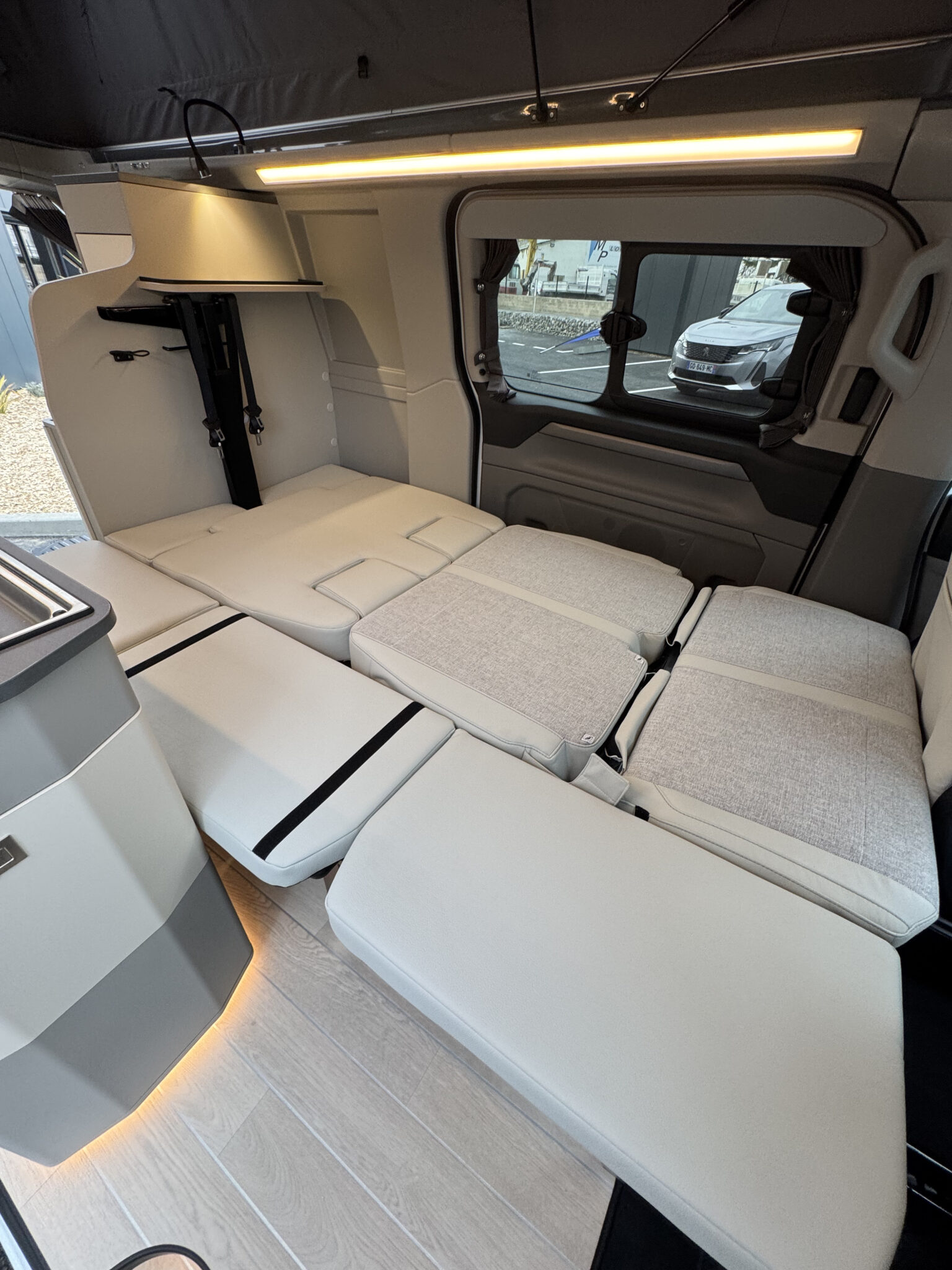 0000012982_van_westfalia_kelsey_ford_2_0l_170cv_bva_202513.jpg