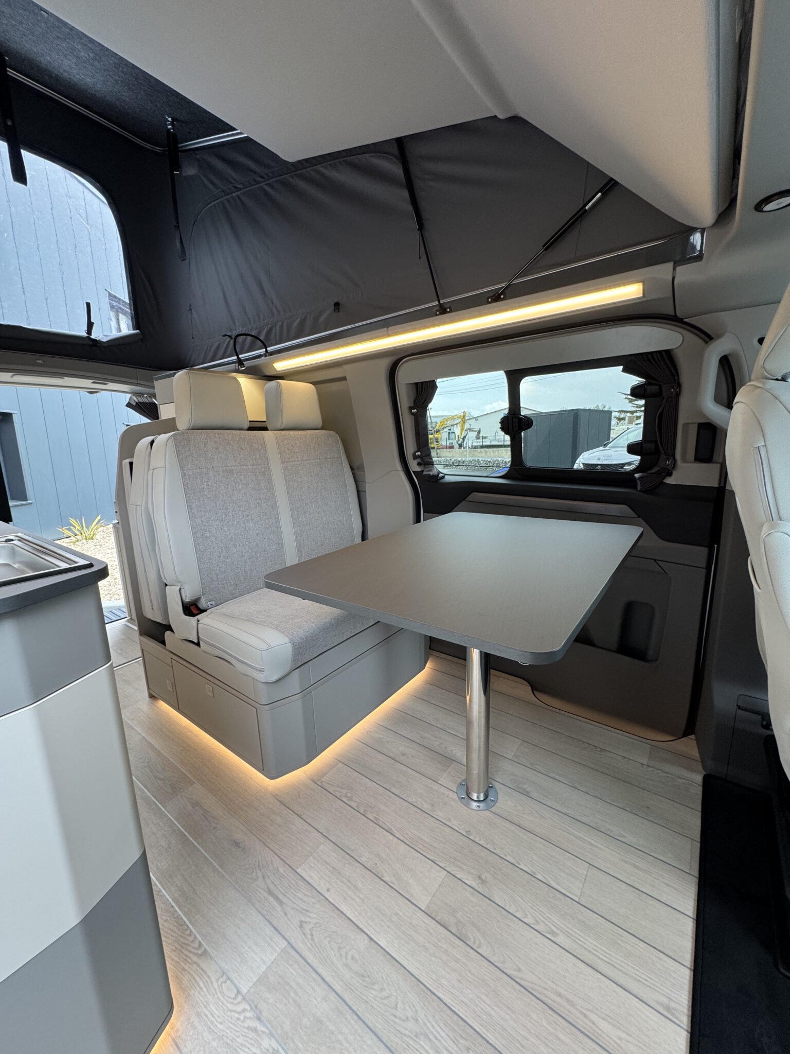 0000012982_van_westfalia_kelsey_ford_2_0l_170cv_bva_20256.jpg