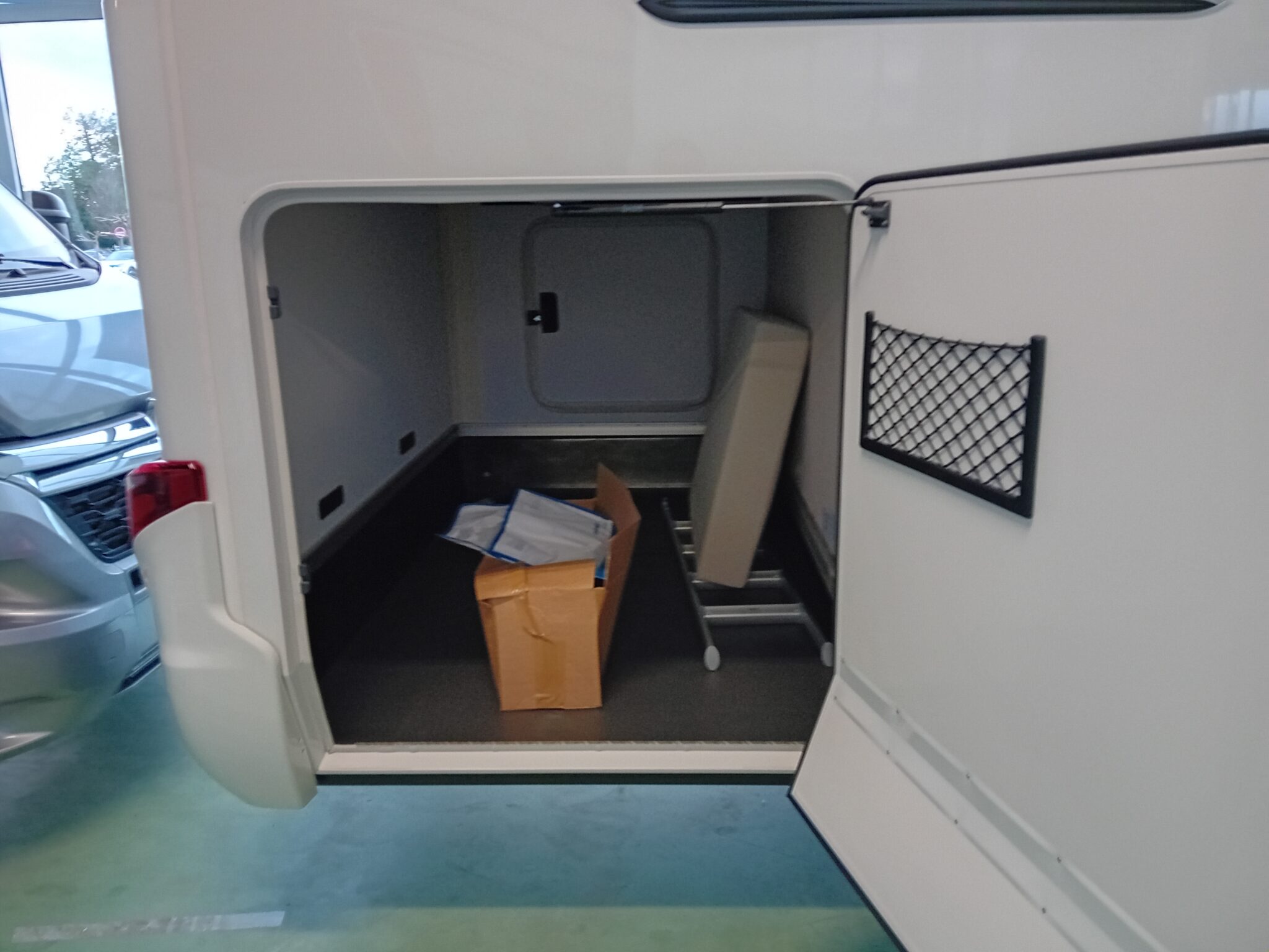 0000013056_profile_hymer_tramp_s_695_mercedes_417cdi_170cv_bva_20242.jpg
