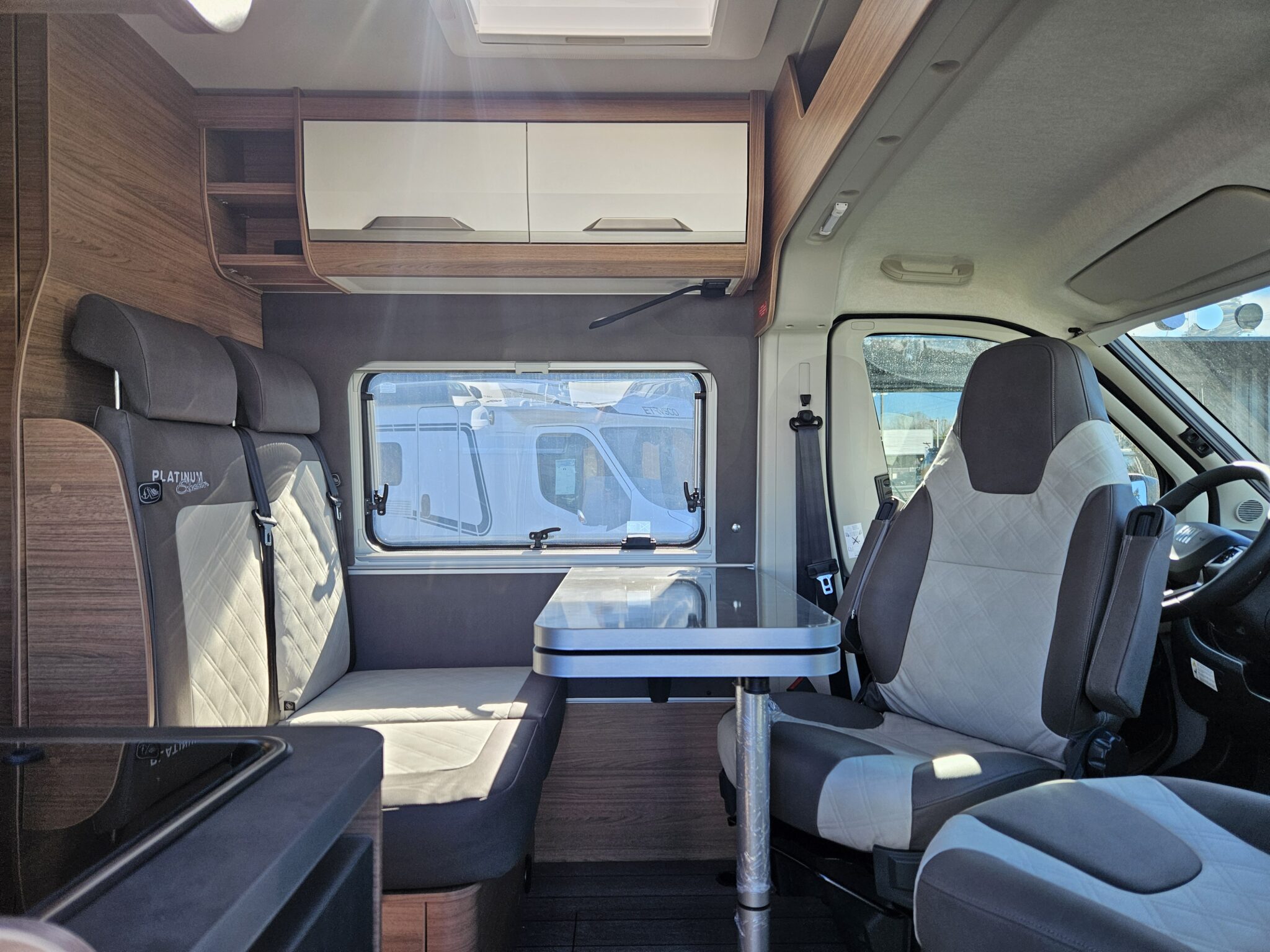 0000013081_fourgon_knaus_boxlife_600mq__platinium__fiat_2_2l_140cv_bva_202516.jpg