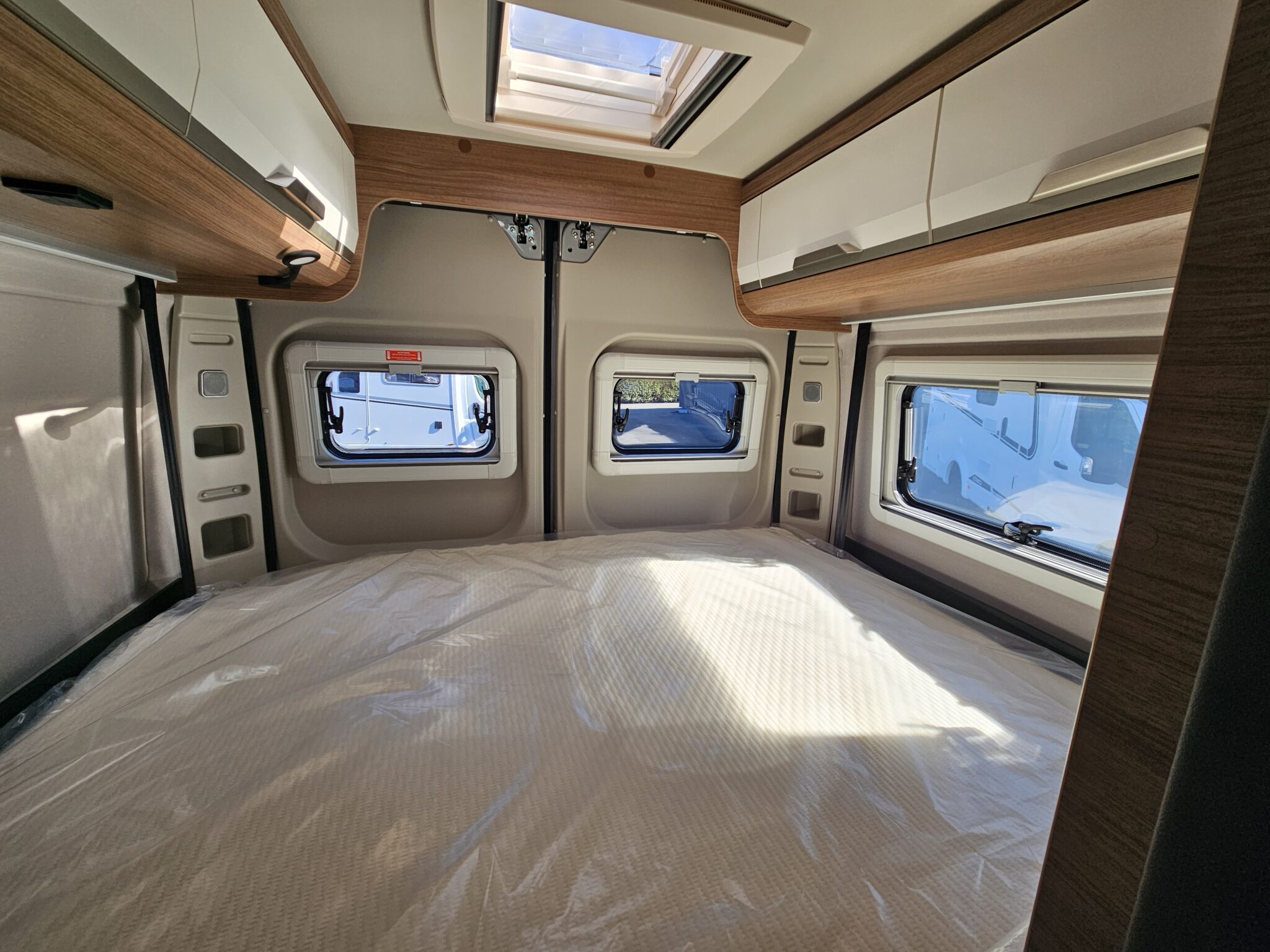 0000013081_fourgon_knaus_boxlife_600mq__platinium__fiat_2_2l_140cv_bva_20254.jpg