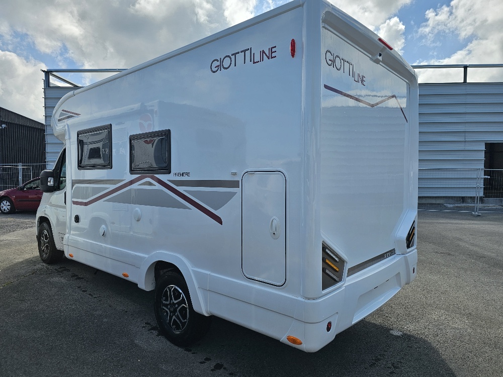 0000013092_profile_giotti_line_siena_350_premiere_fiat_2_2l_140cv_bva_20253.jpg