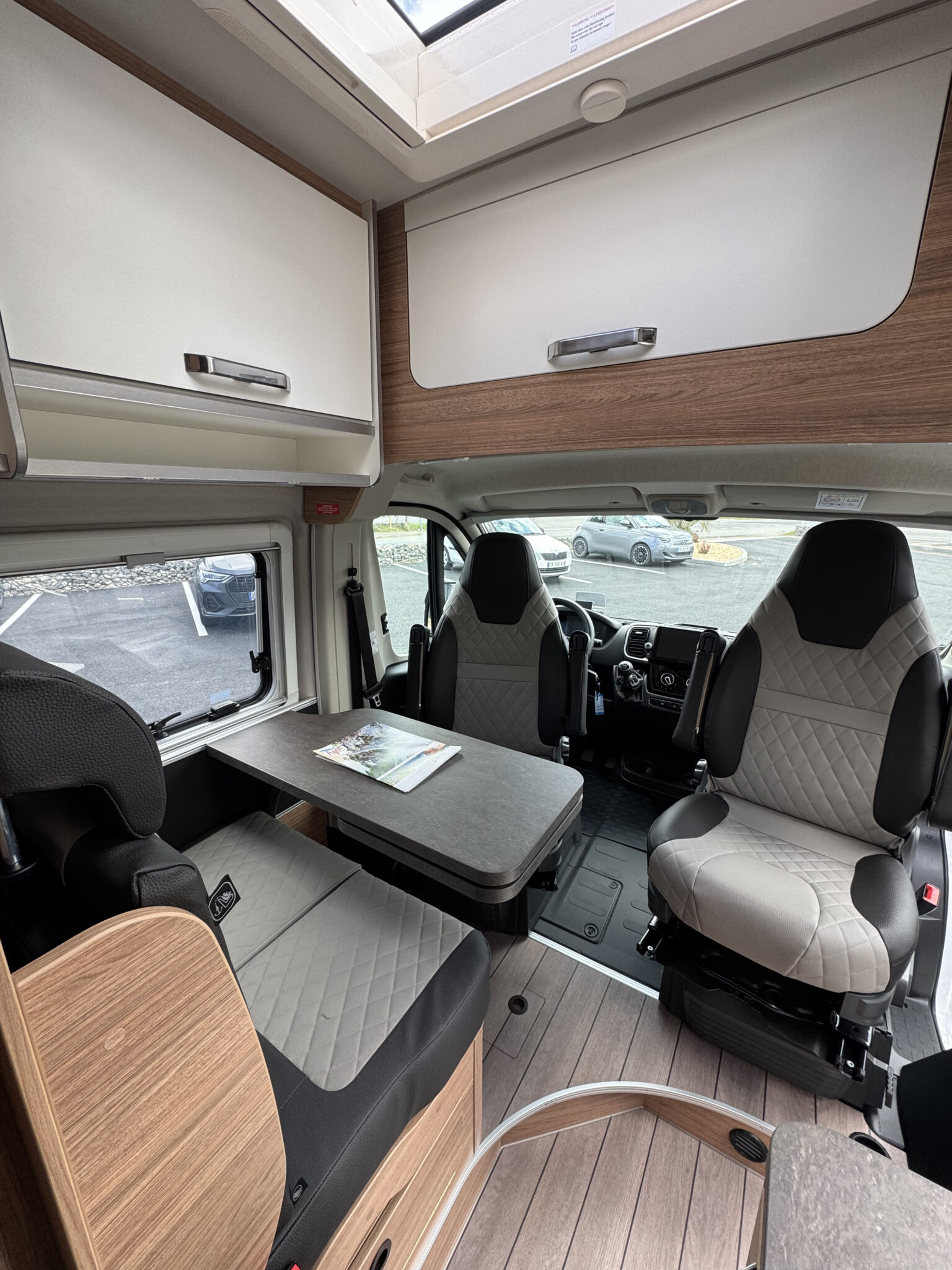 0000013151_fourgon_weinsberg_carabus_630_meg__fire__fiat_ducato_2_2l_140cv_202513.jpg