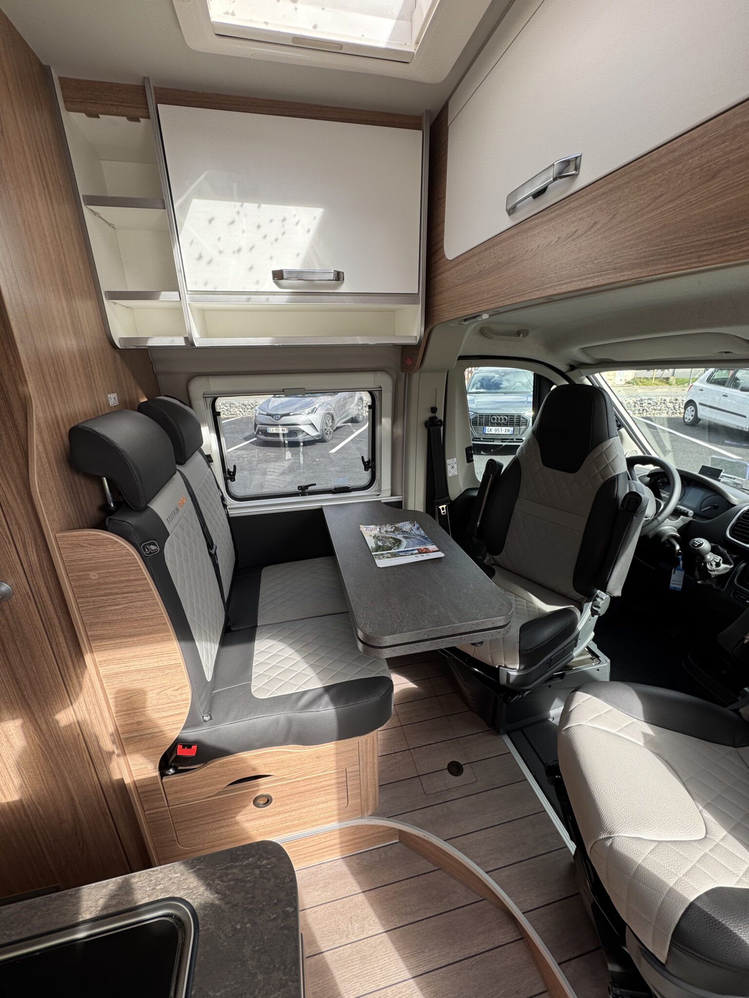 0000013151_fourgon_weinsberg_carabus_630_meg__fire__fiat_ducato_2_2l_140cv_20257.jpg