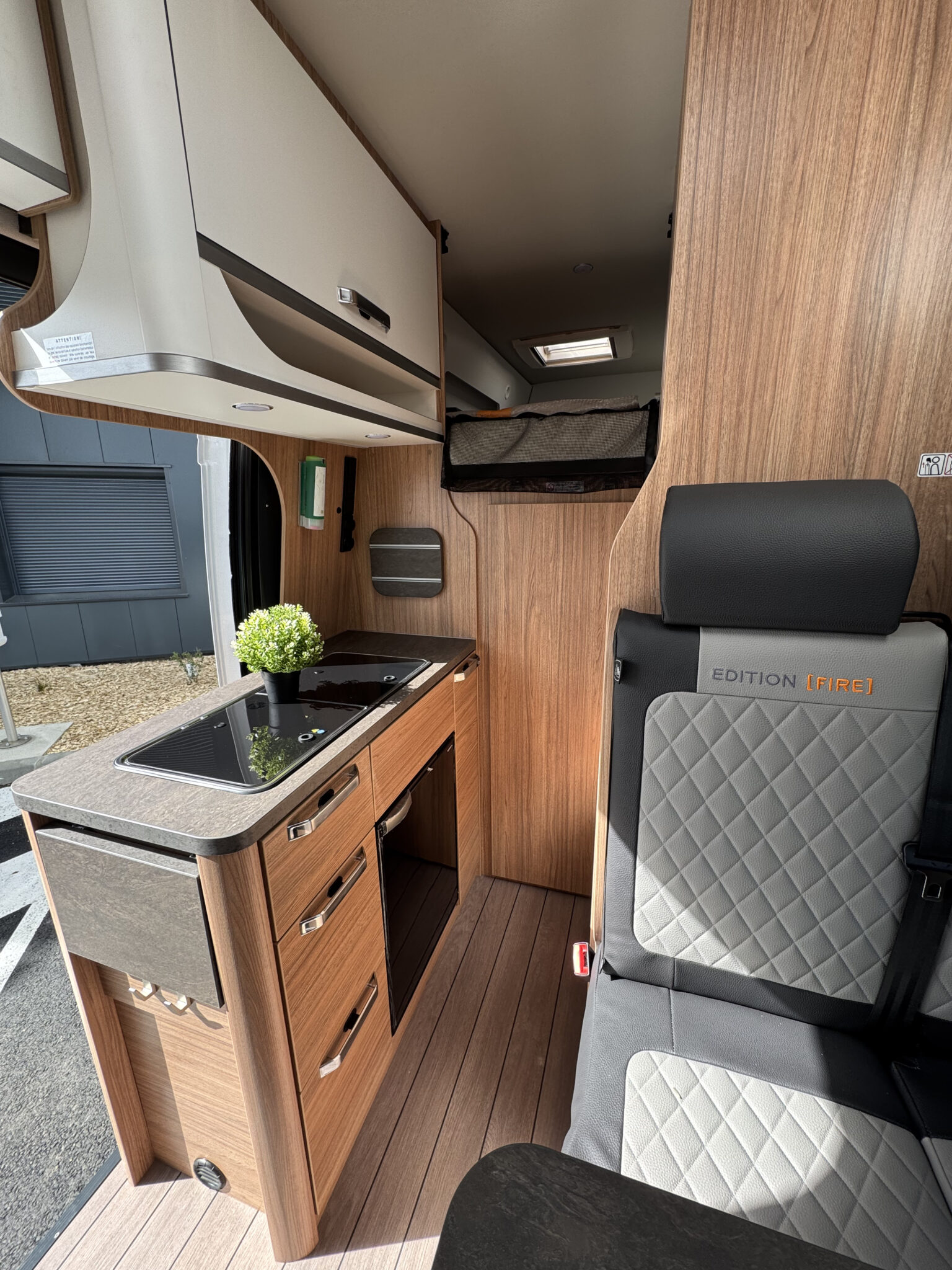 0000013151_fourgon_weinsberg_carabus_630_meg__fire__fiat_ducato_2_2l_140cv_20258.jpg