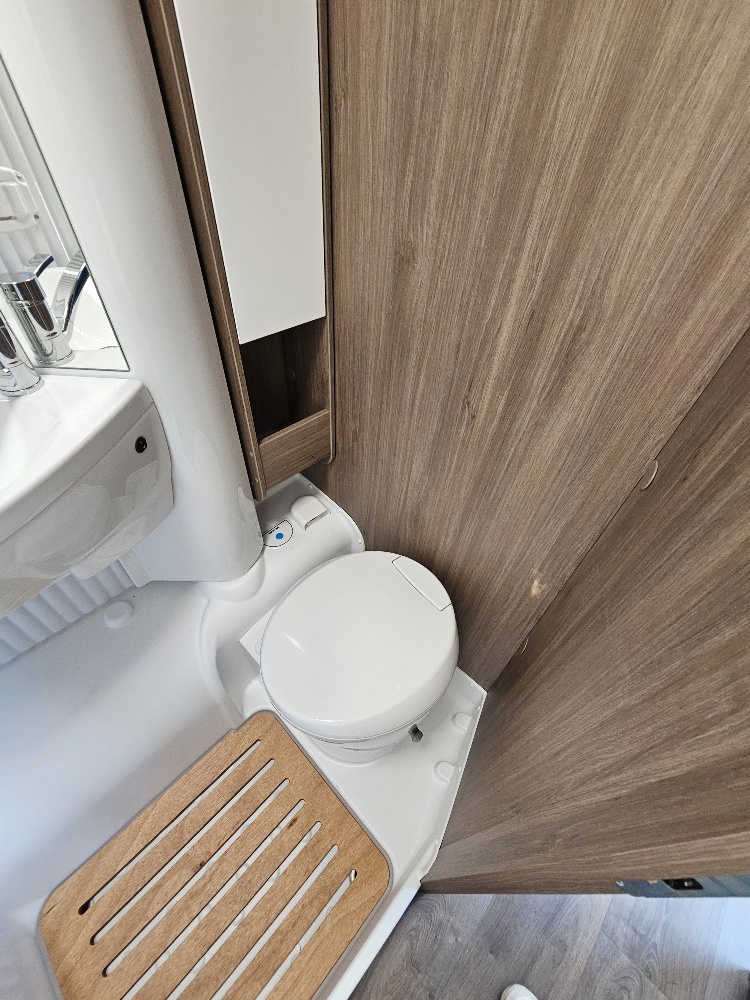 0000013202_profile_carado_v_132_pro_fiat_ducato_2_2l_140cv_202414.jpg