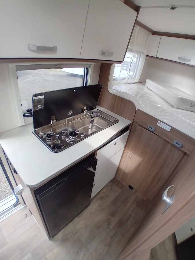 0000013206_profile_carado_v_132_pro_fiat_ducato_2_2l_140cv_20245.jpg