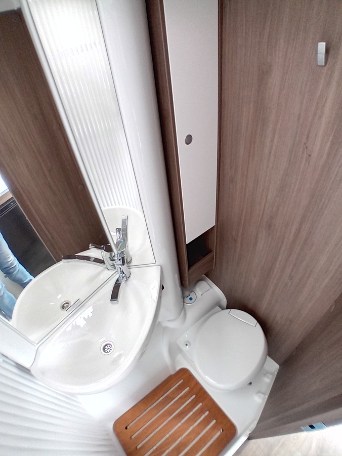 0000013206_profile_carado_v_132_pro_fiat_ducato_2_2l_140cv_20246.jpg