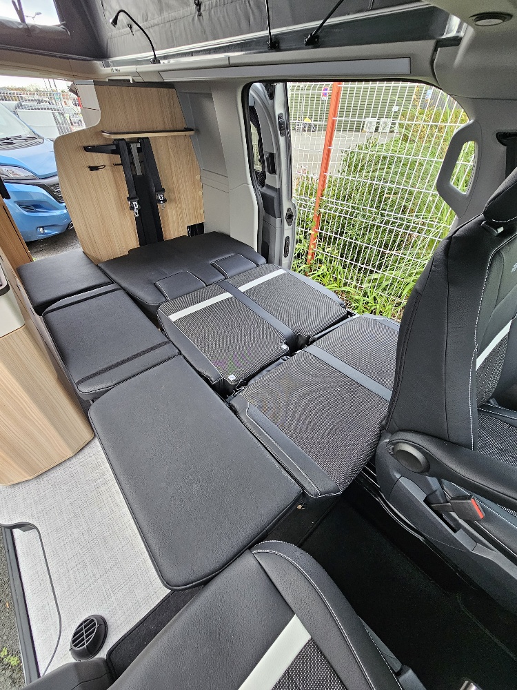 0000013217_van_style_van_belize_ford_custom_2_0l_136cv_202512.jpg