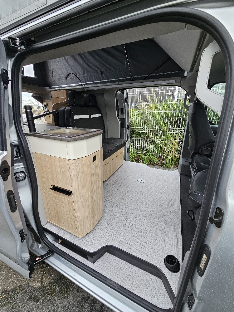 0000013217_van_style_van_belize_ford_custom_2_0l_136cv_20257.jpg