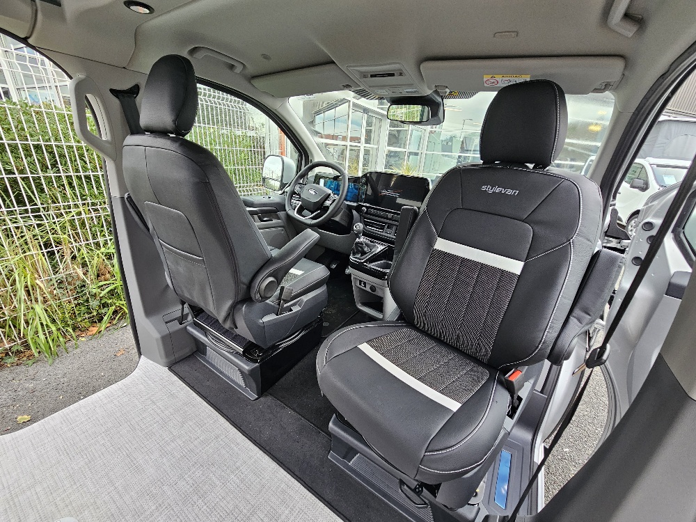 0000013217_van_style_van_belize_ford_custom_2_0l_136cv_20258.jpg