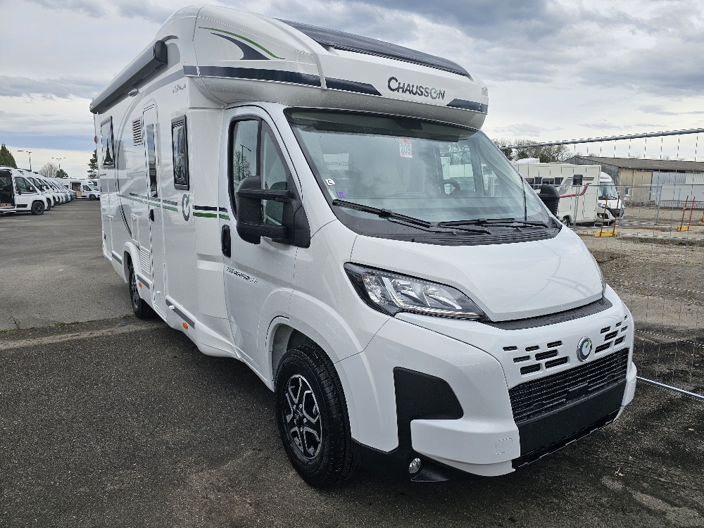 0000013323_profile_chausson_798_anniversary_fiat_2_2l_140cv_bva_20251.jpg