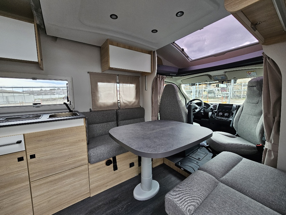 0000013323_profile_chausson_798_anniversary_fiat_2_2l_140cv_bva_20255.jpg