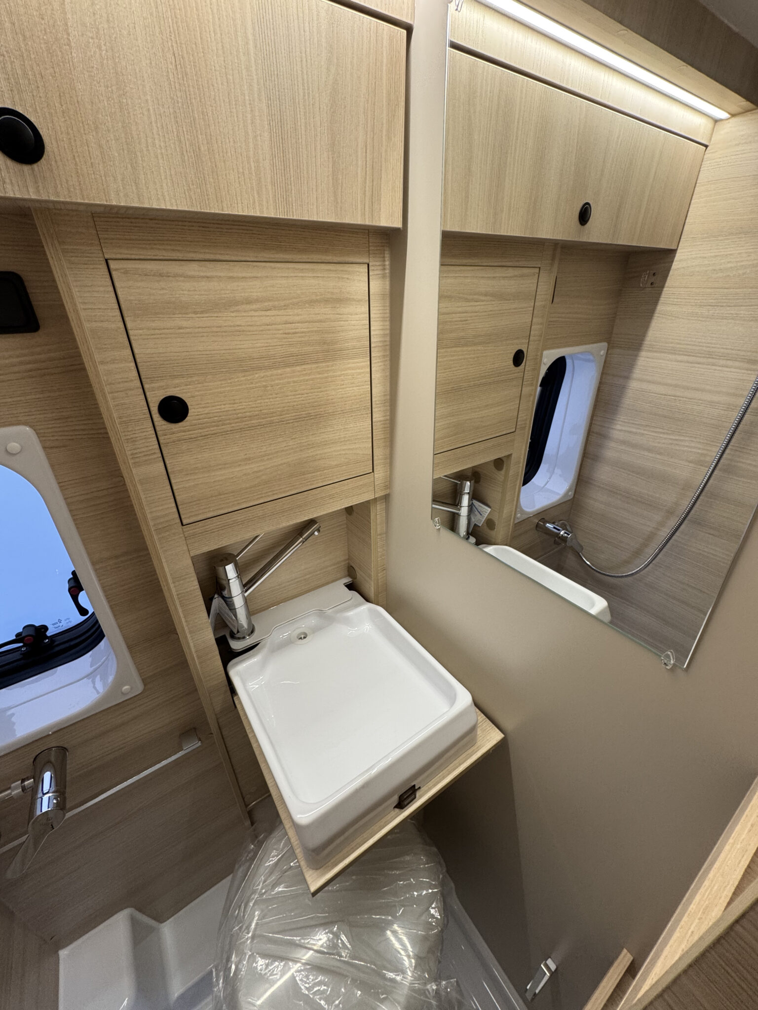 0000013340_fourgon_chausson_v594s_sportline_fiat_2_2l_140cv_bva_20257.jpg