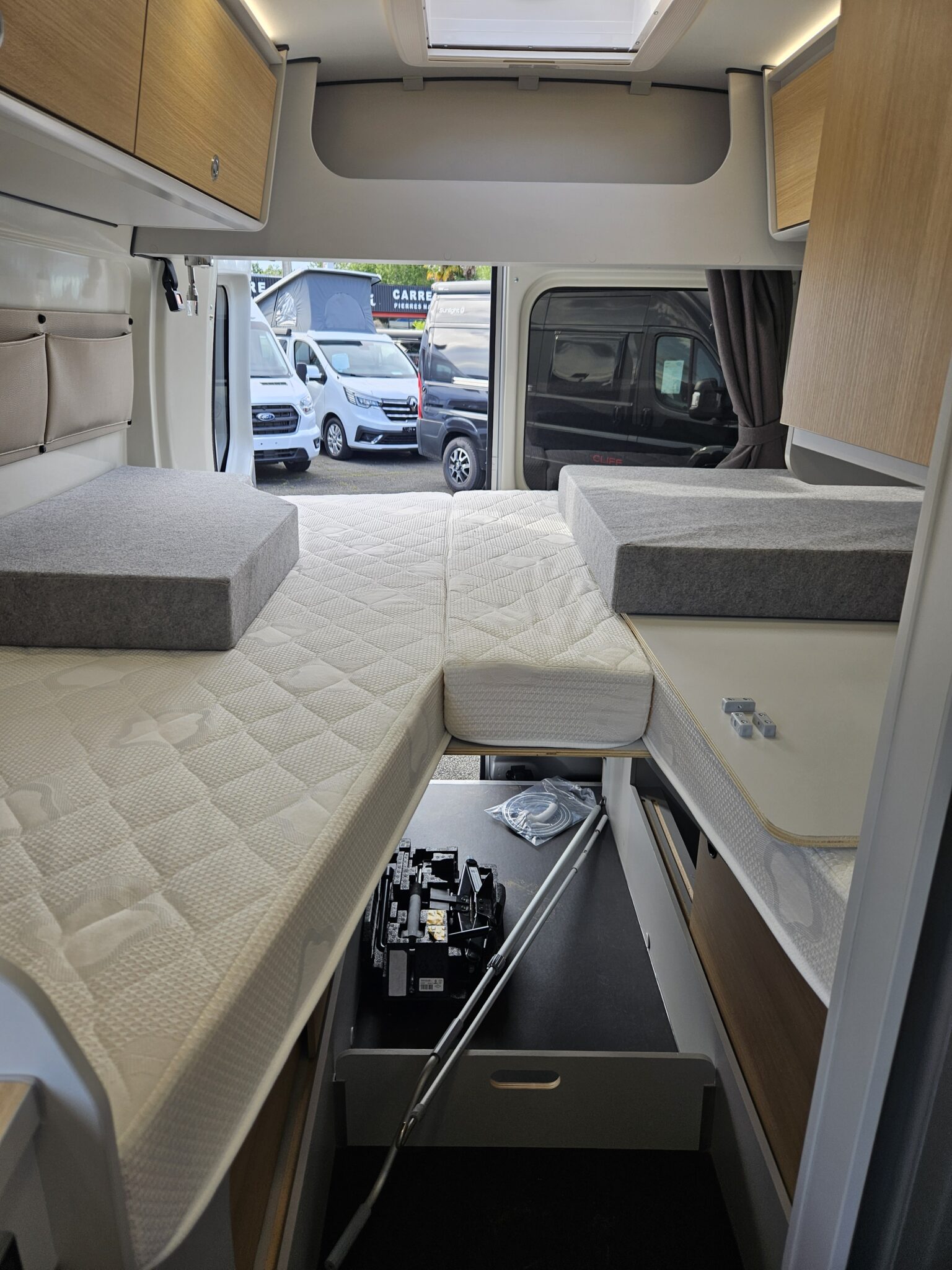 0000009763_fourgon_font_vendome_mastervan_duo_renault_master_2_3l_135cv_20224.jpg