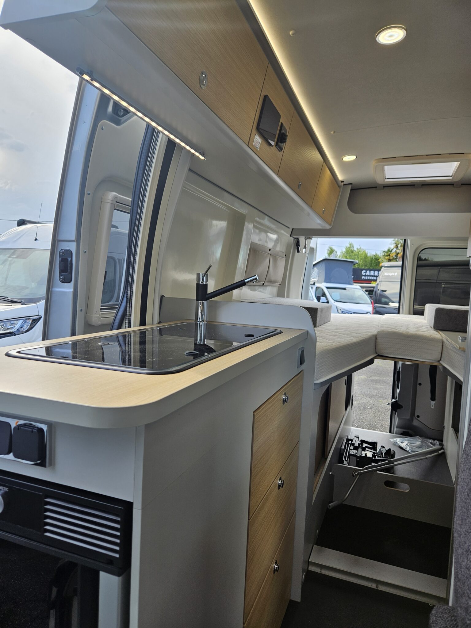 0000009763_fourgon_font_vendome_mastervan_duo_renault_master_2_3l_135cv_20225.jpg
