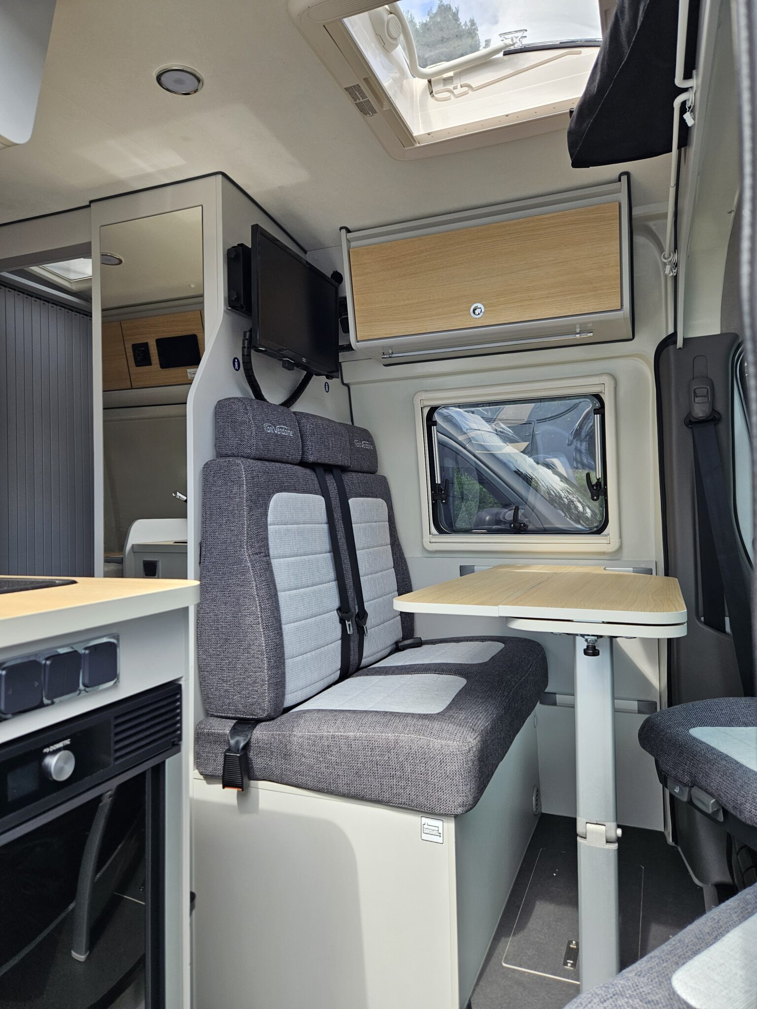 0000009763_fourgon_font_vendome_mastervan_duo_renault_master_2_3l_135cv_20227.jpg