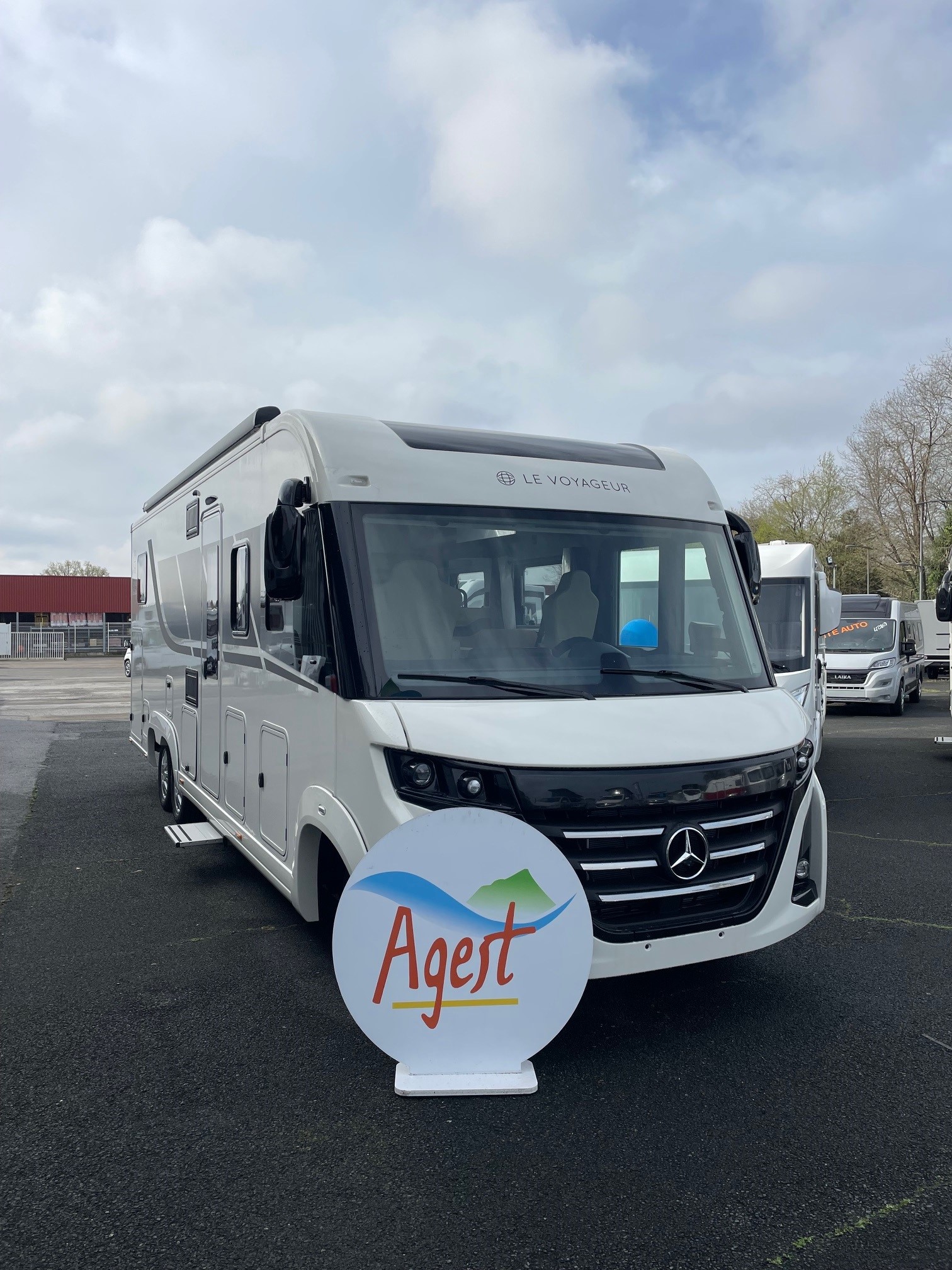0000011262_integral_le_voyageur_8_7_gjf_heritage_mercedes_sprinter_170cv_20241.jpg