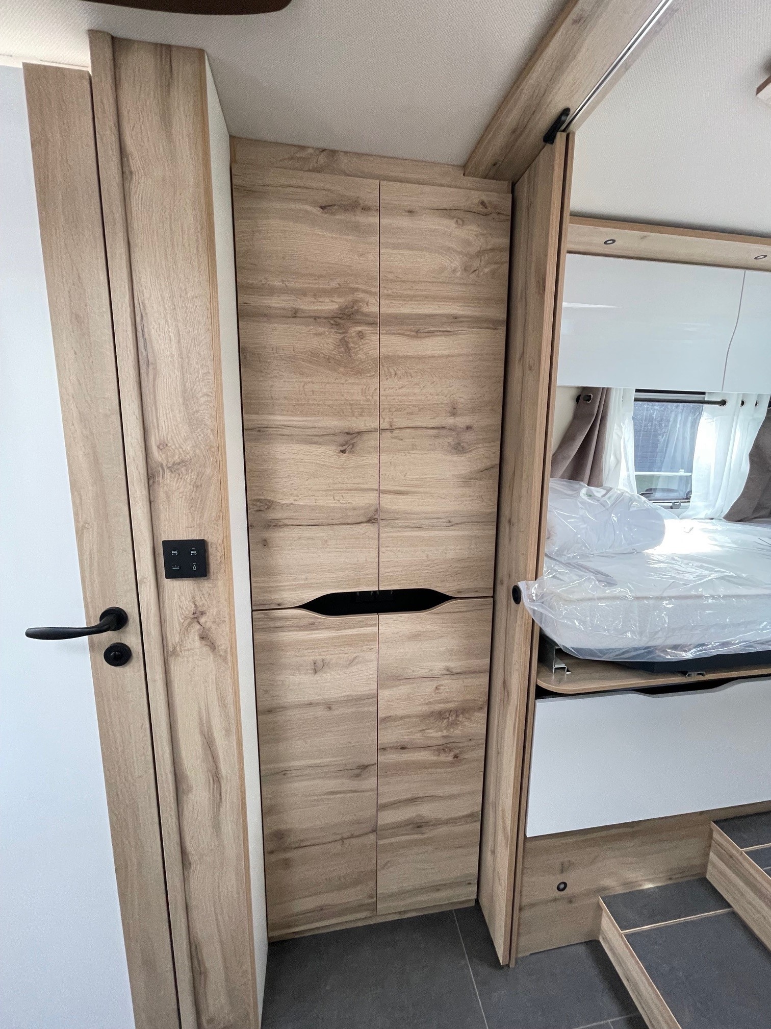 0000011262_integral_le_voyageur_8_7_gjf_heritage_mercedes_sprinter_170cv_202411.jpg