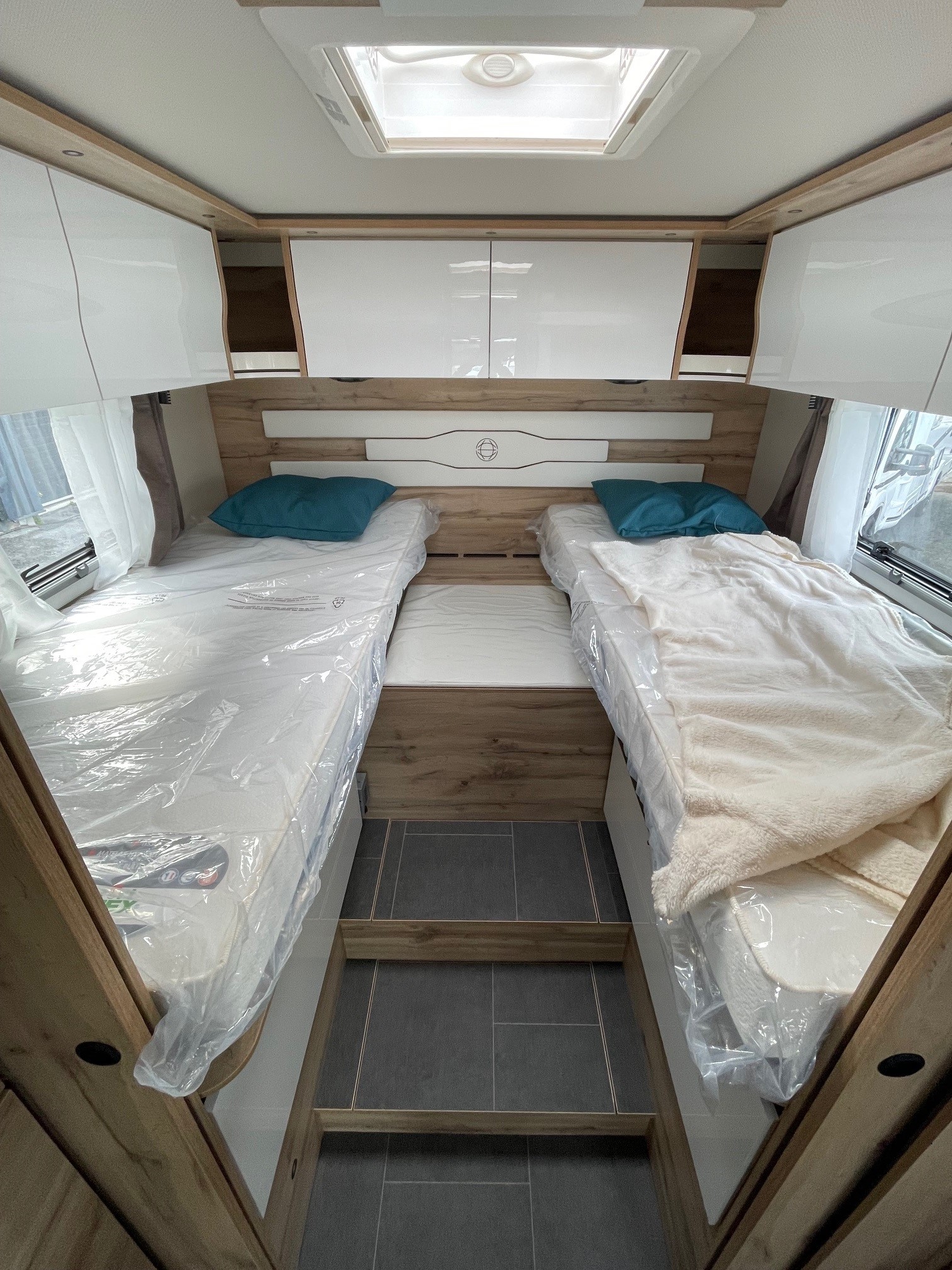 0000011262_integral_le_voyageur_8_7_gjf_heritage_mercedes_sprinter_170cv_202412.jpg