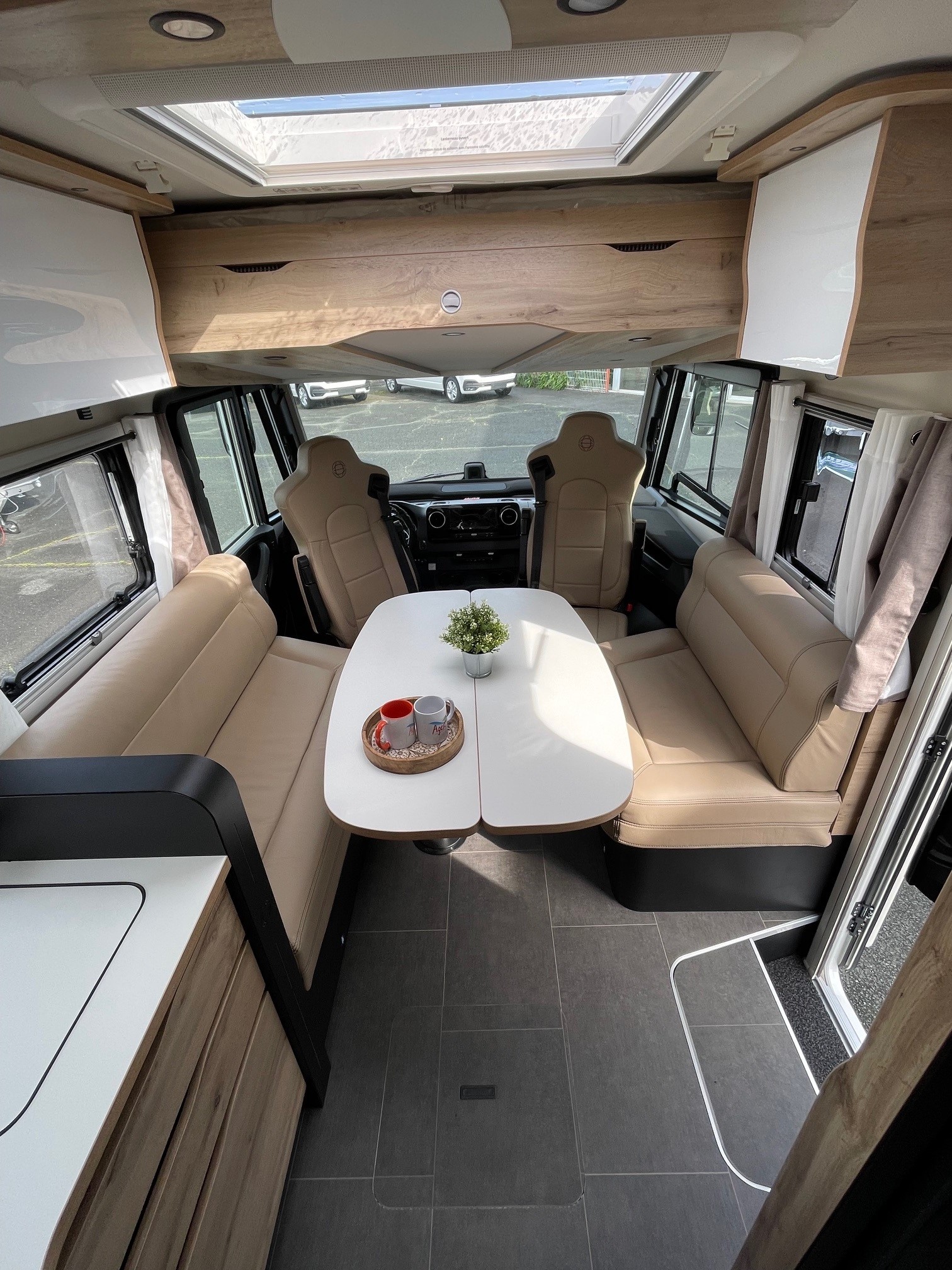 0000011262_integral_le_voyageur_8_7_gjf_heritage_mercedes_sprinter_170cv_20243.jpg
