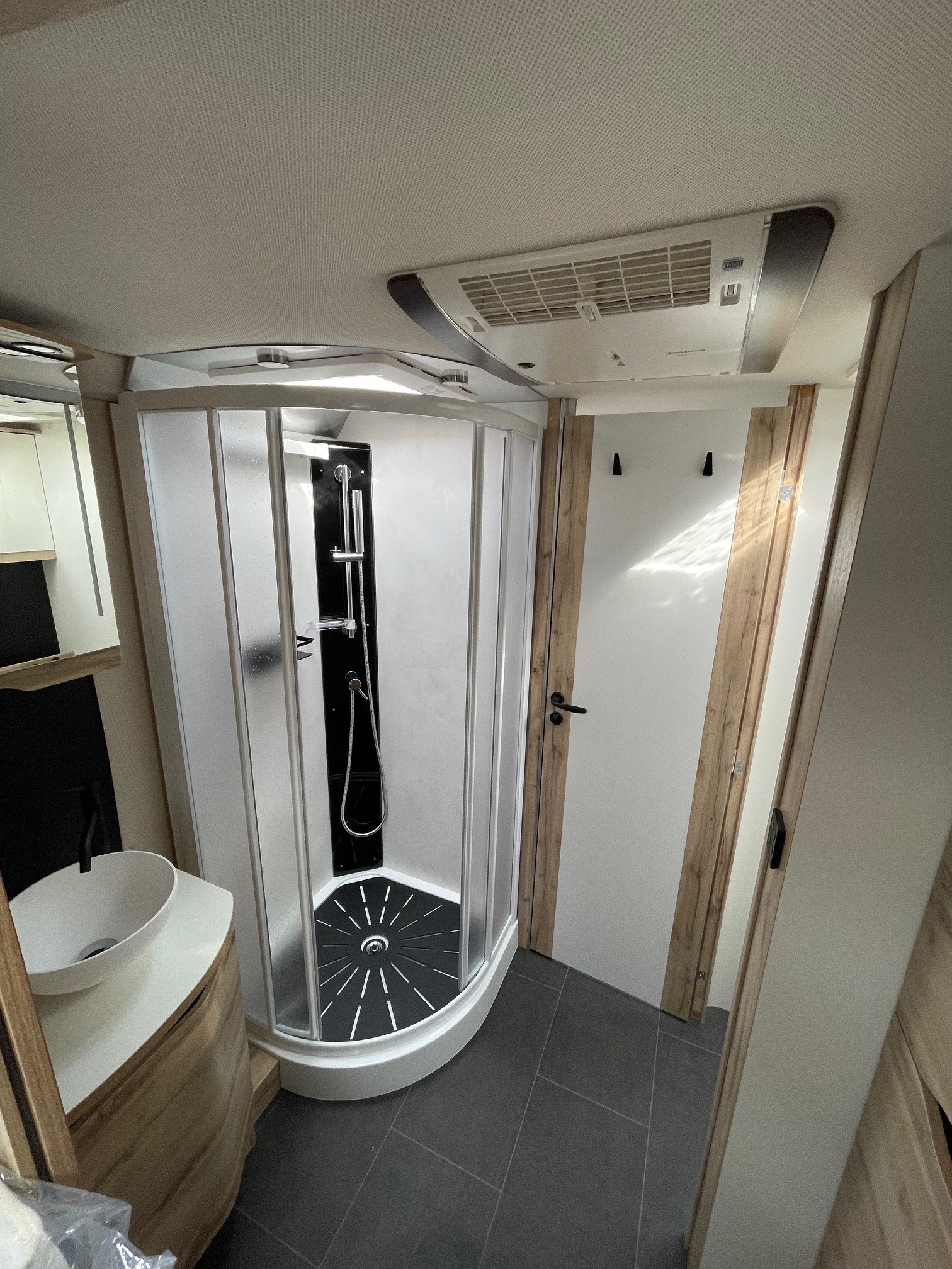 0000011262_integral_le_voyageur_8_7_gjf_heritage_mercedes_sprinter_170cv_20249.jpg