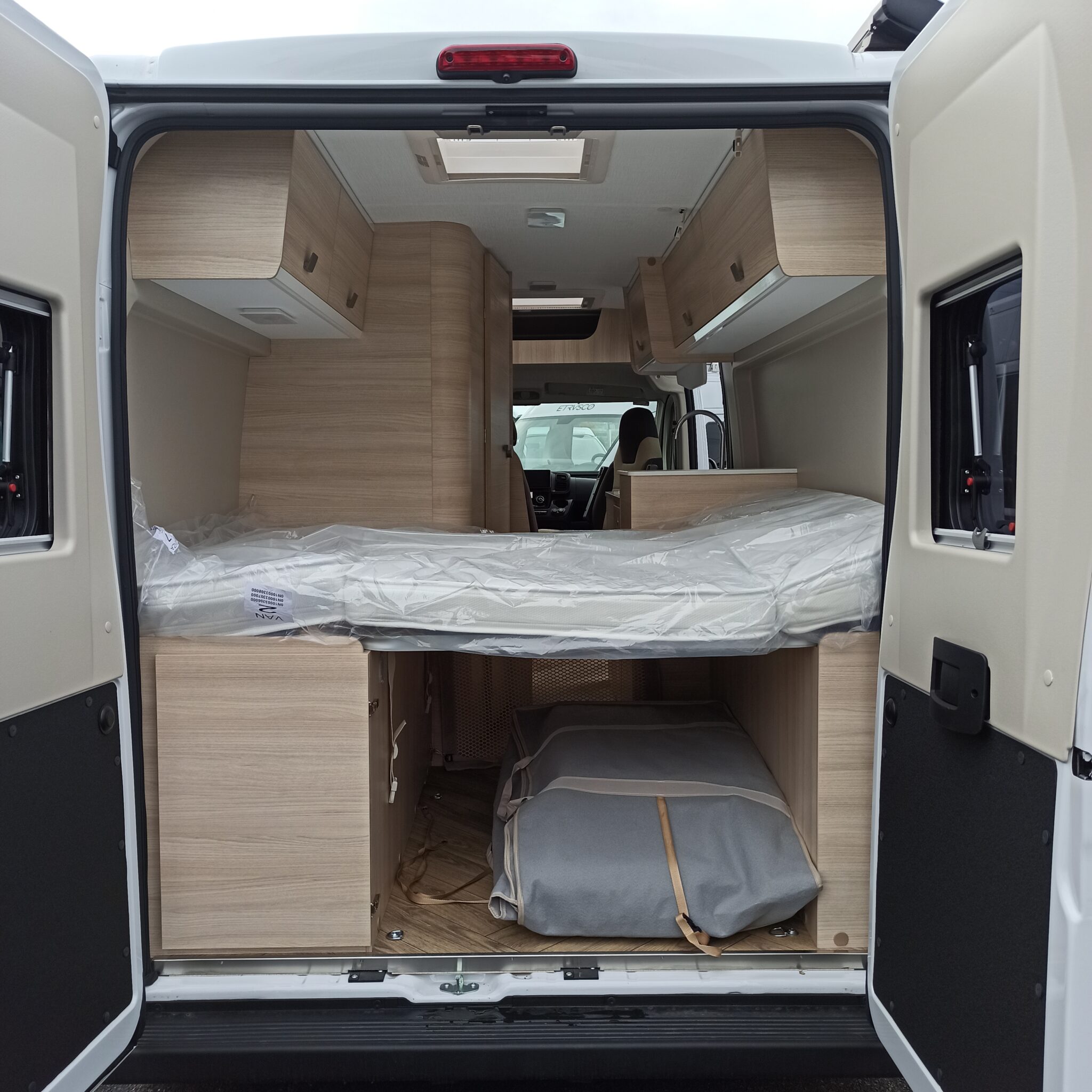 0000011516_fourgon_chausson_v594_first_line_fiat_2_2l_140cv_20242.jpg