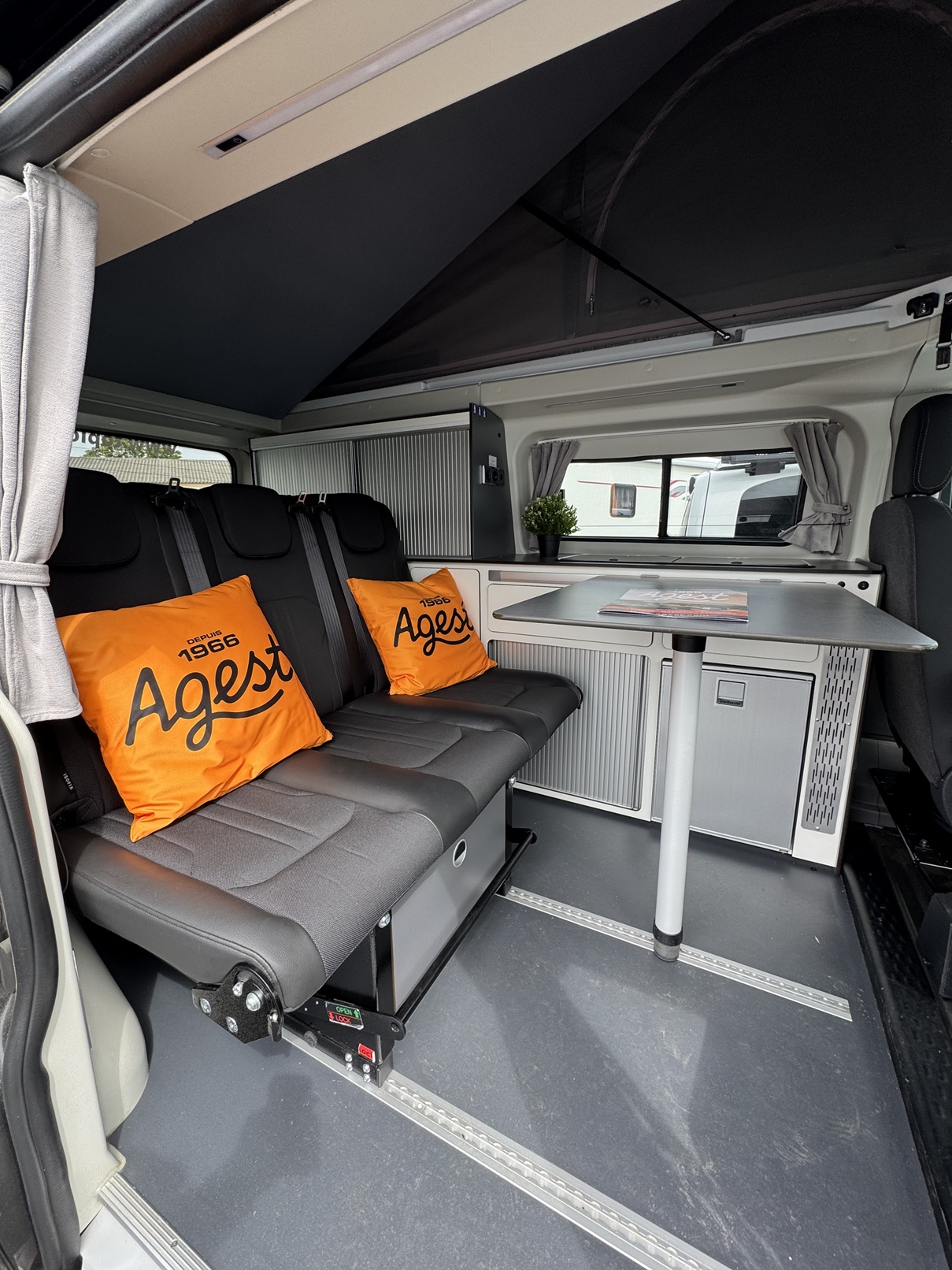 0000011658_van_font_vendome_autocamper_ford_custom_2_0l_130cv_20243.jpg