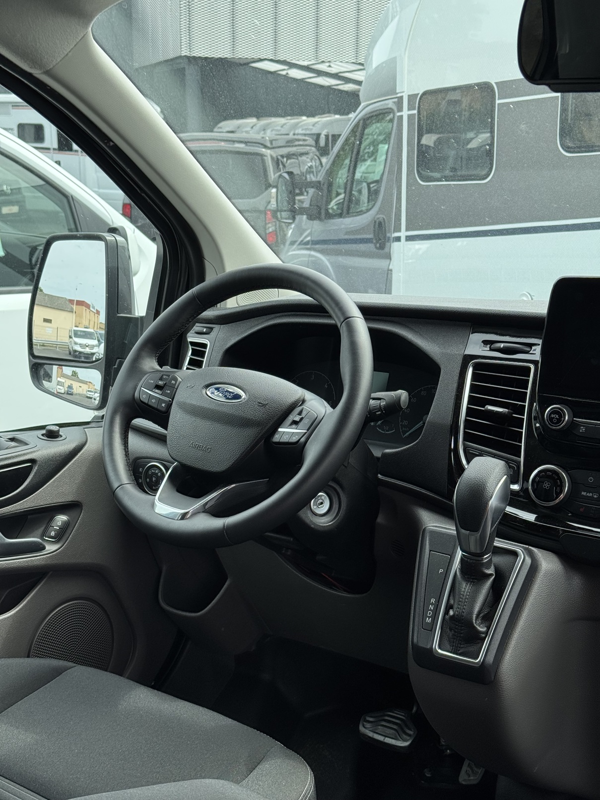 0000011658_van_font_vendome_autocamper_ford_custom_2_0l_130cv_20245.jpg