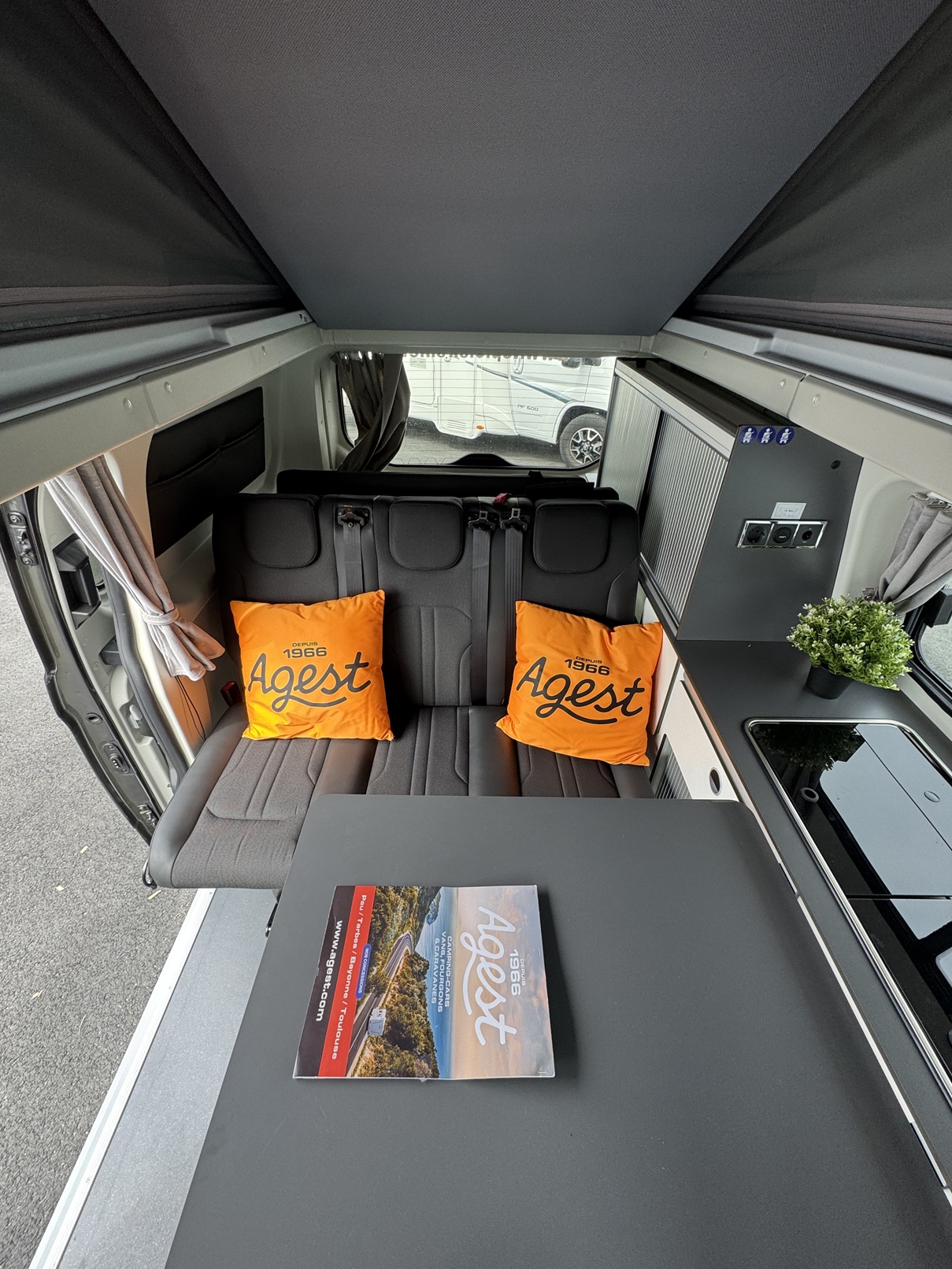 0000011658_van_font_vendome_autocamper_ford_custom_2_0l_130cv_20248.jpg