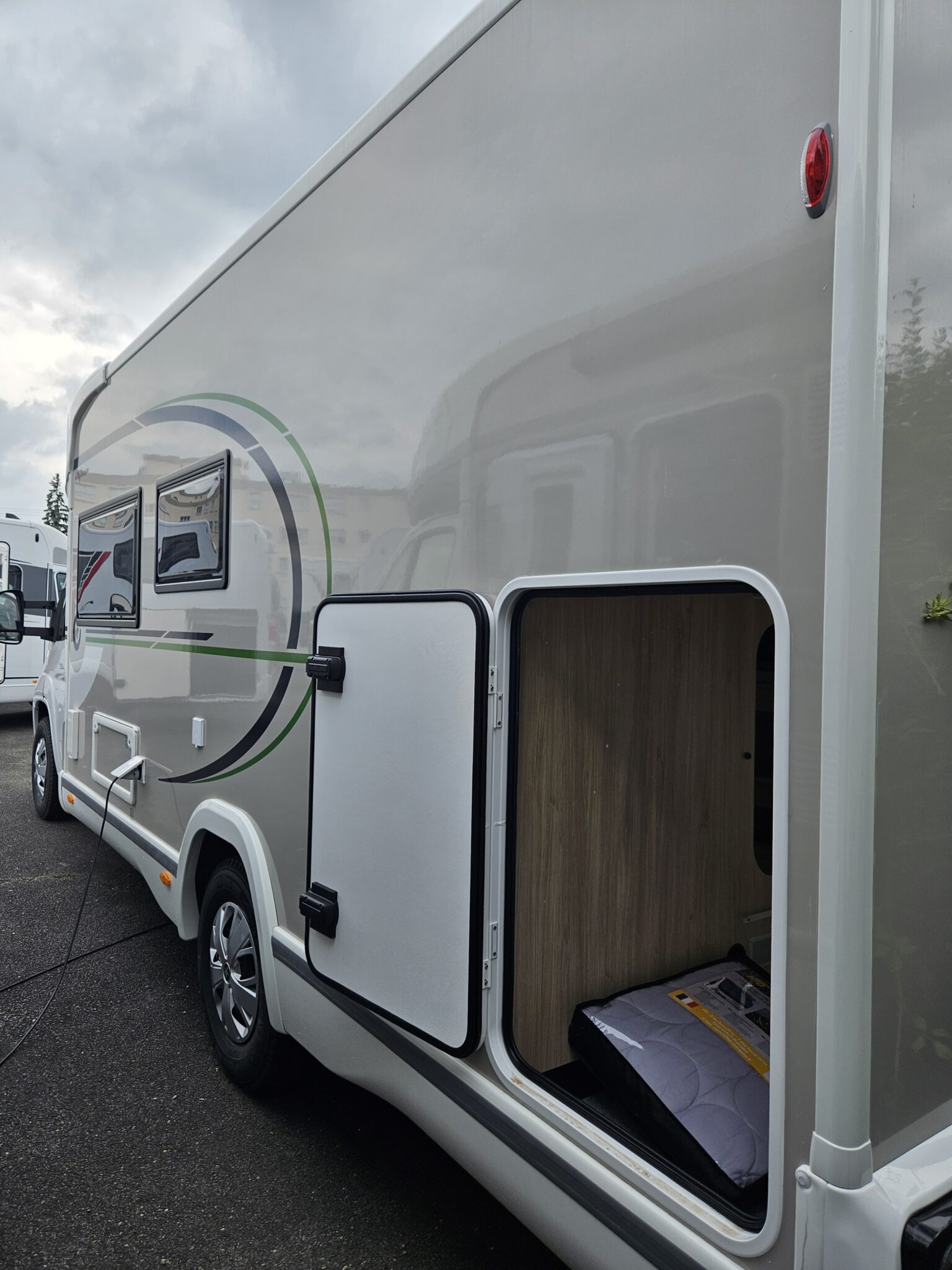 0000011671_profile_chausson_724_etape_line_peugeot_2_2l_140cv_20244.jpg