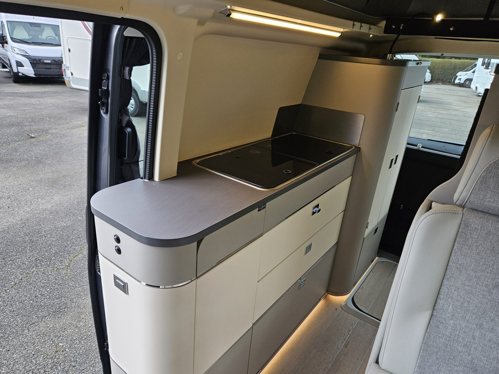 0000011856_van_westfalia_kepler_one_vw_2_0l_150cv_bva_20249.jpg