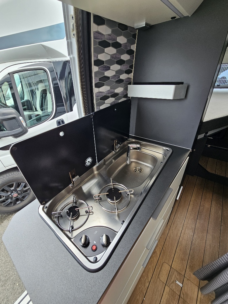 0000013670_fourgon_elios_63_lb_fiat_ducato_2_2_l_140_20227.jpg