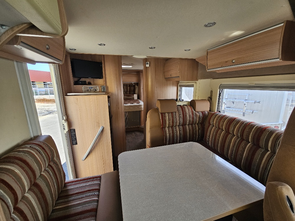 0000013677_profile_burstner_ixeo_it_734_fiat_ducato_2_3l_130cv_201212.jpg
