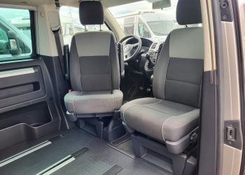 0000012560_van_volkswagen_california_beach_t5_115cv_20141
